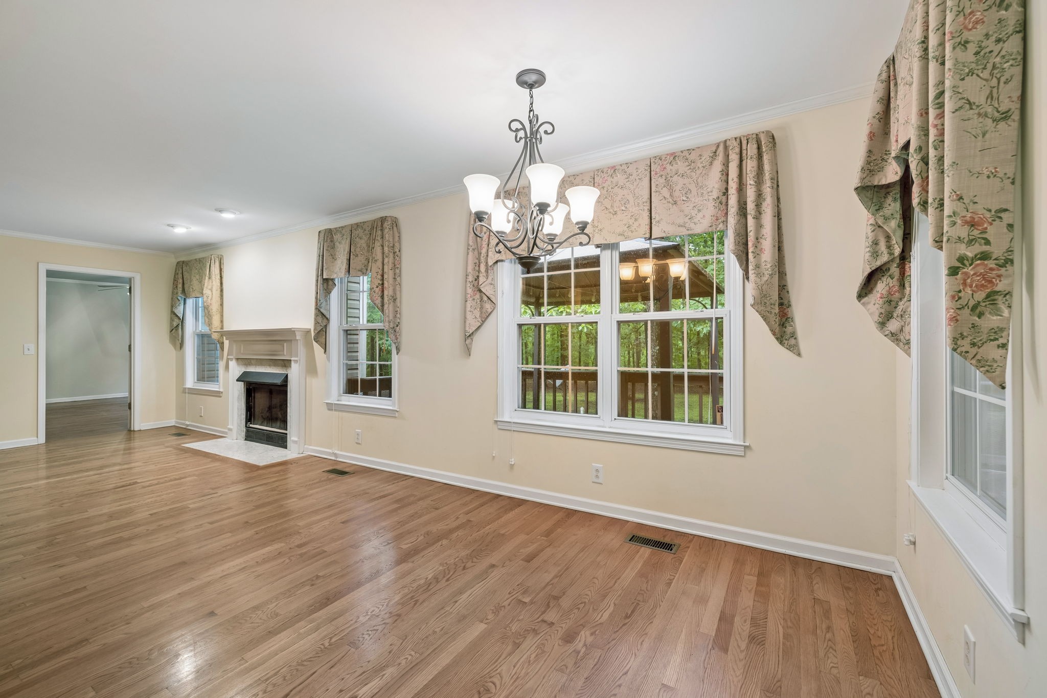5668 Pinewood Rd, Franklin TN 37064 3-bed home, photo 14 of 30