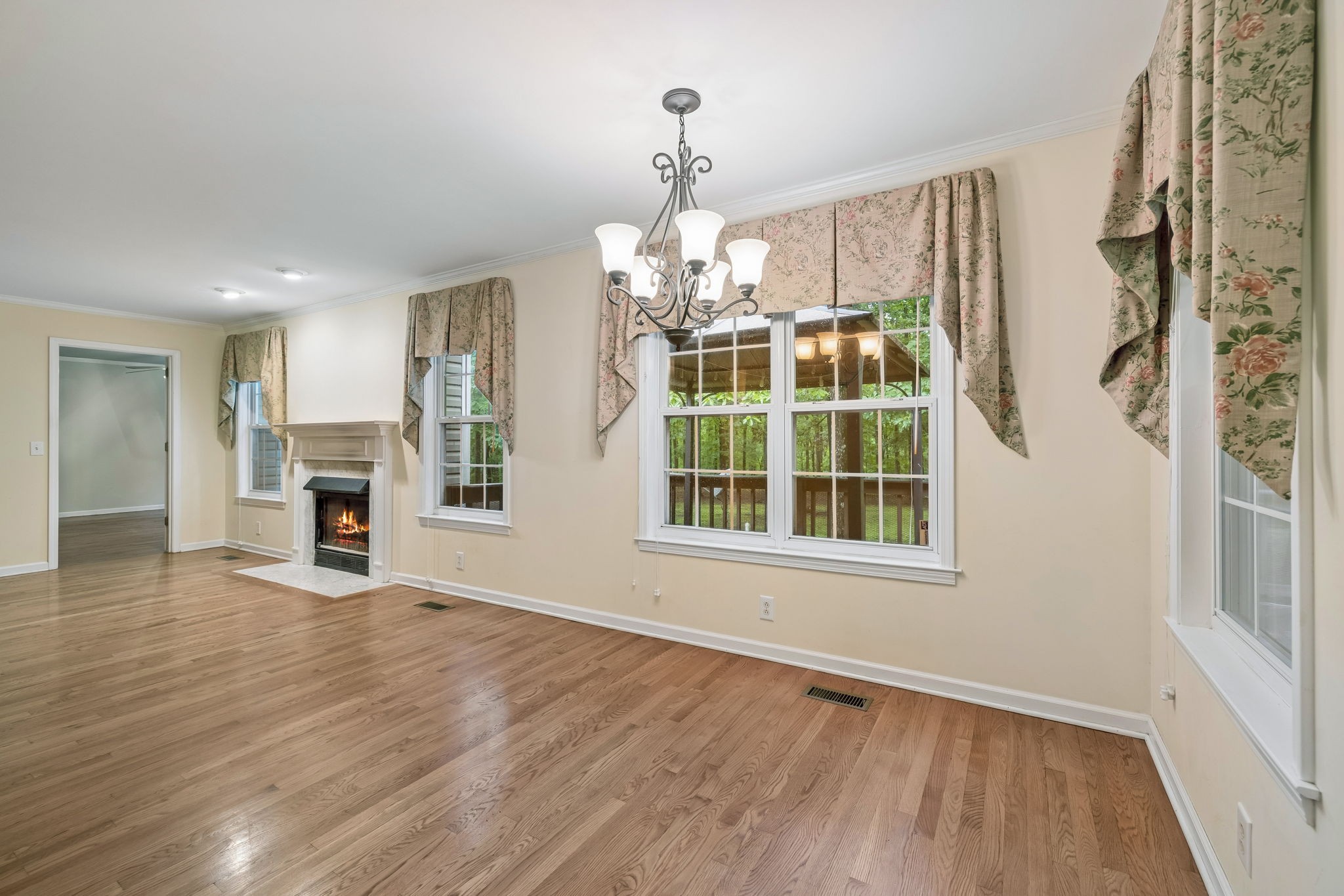 5668 Pinewood Rd, Franklin TN 37064 3-bed home, photo 13 of 30
