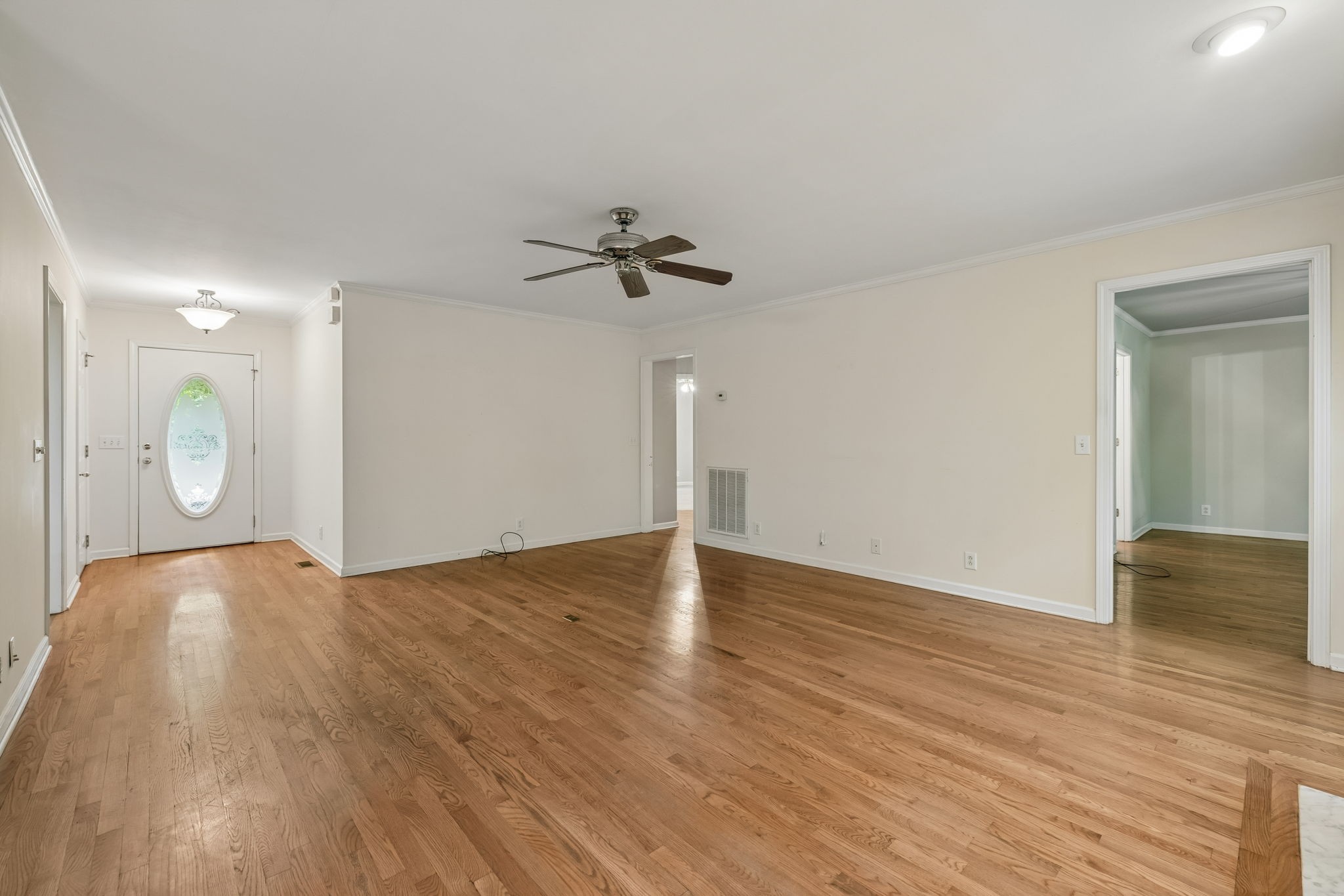 5668 Pinewood Rd, Franklin TN 37064 3-bed home, photo 11 of 30