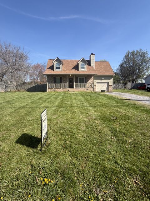 Photo of 715 Gardendale Ln, Clarksville, TN 37040 (MLS # 3164838)