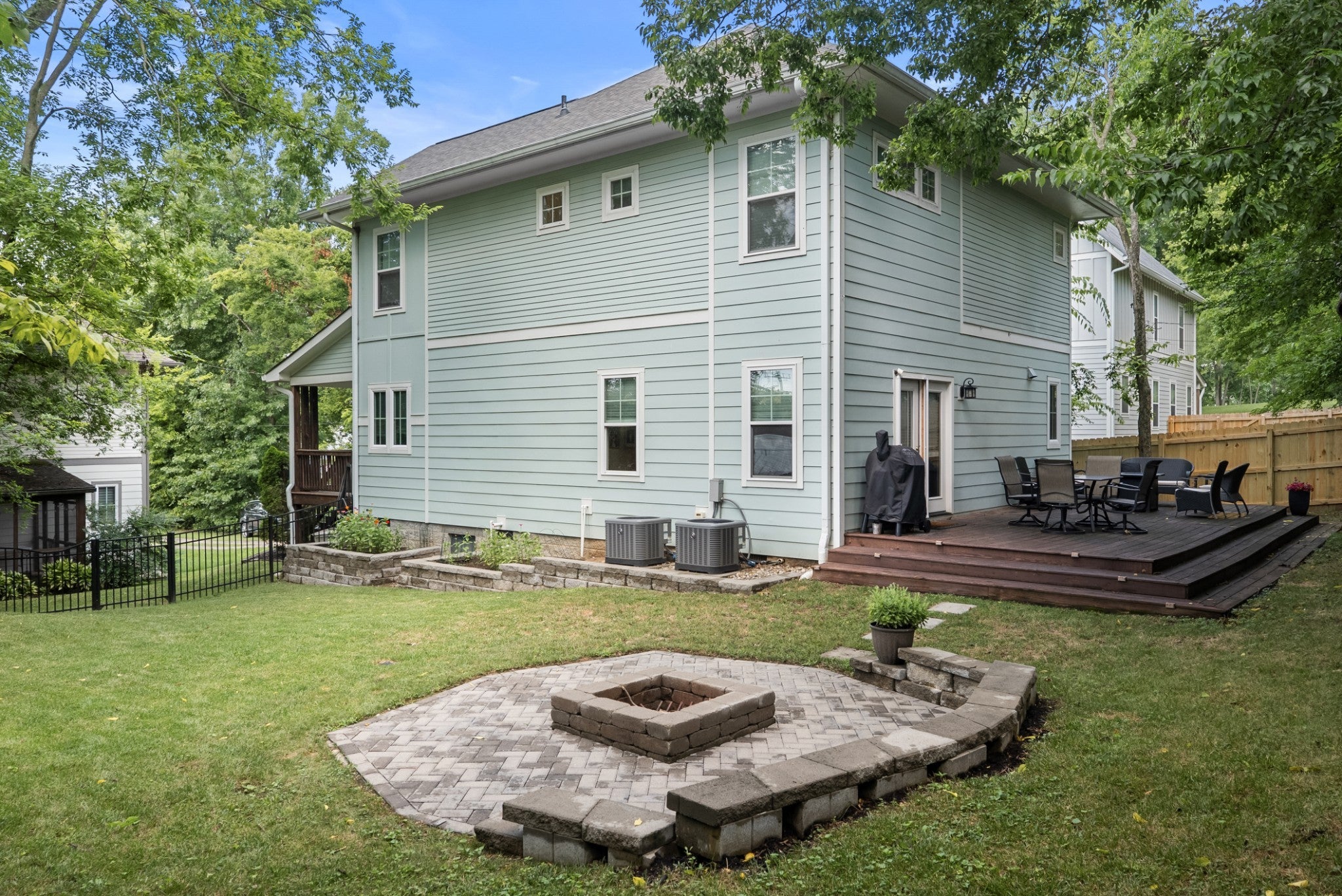 552 Westboro Dr