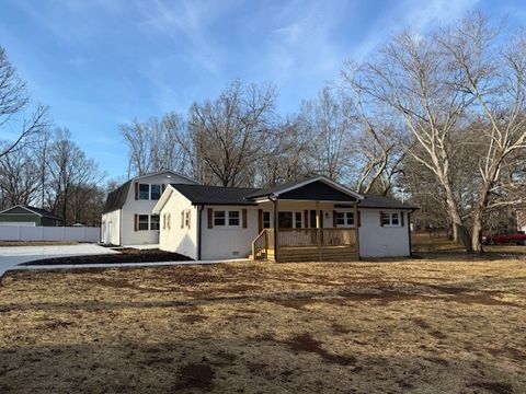 125 Old Shelbyville Hwy Tullahoma TN 37388