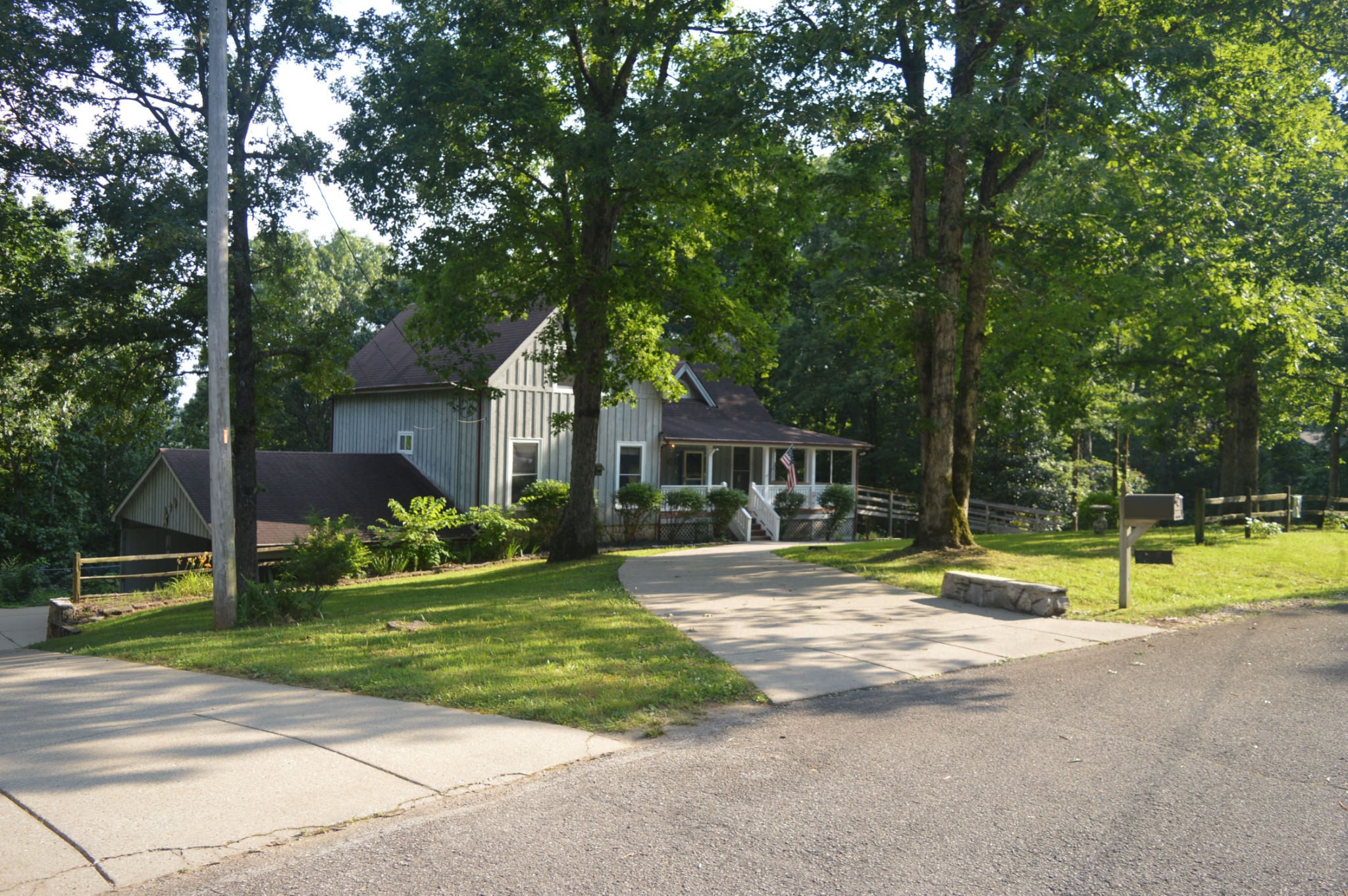 1000 Blackburn Ct