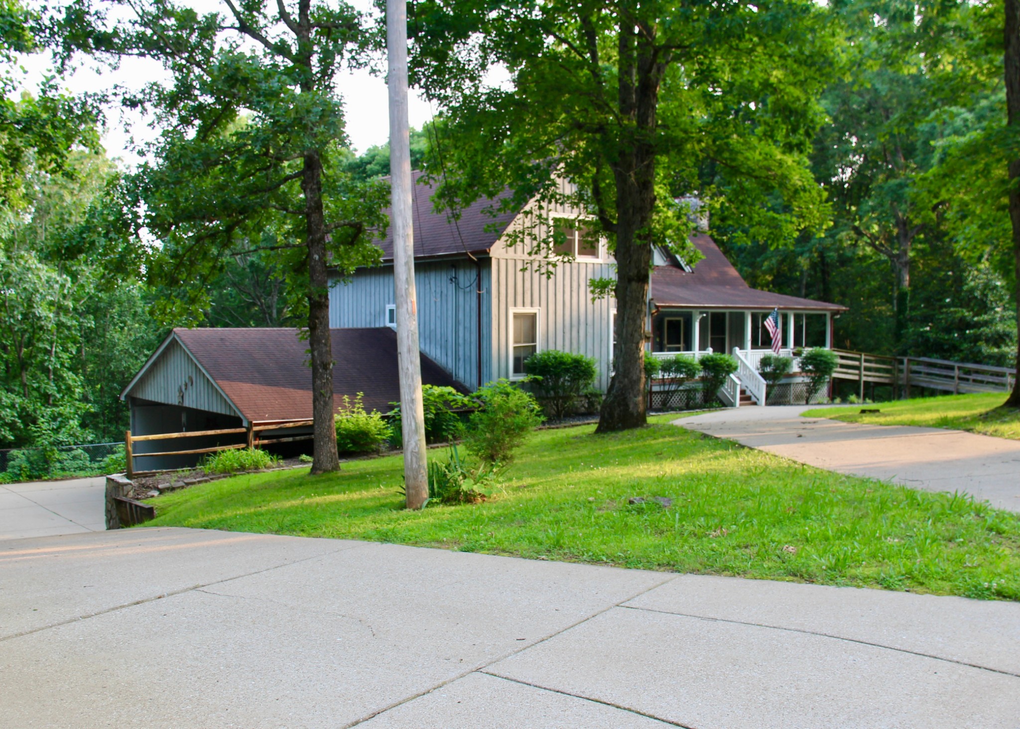 1000 Blackburn Ct