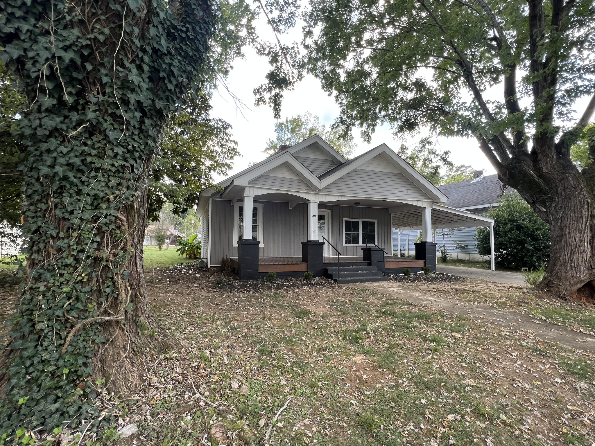 View Lawrenceburg, TN 38464 house