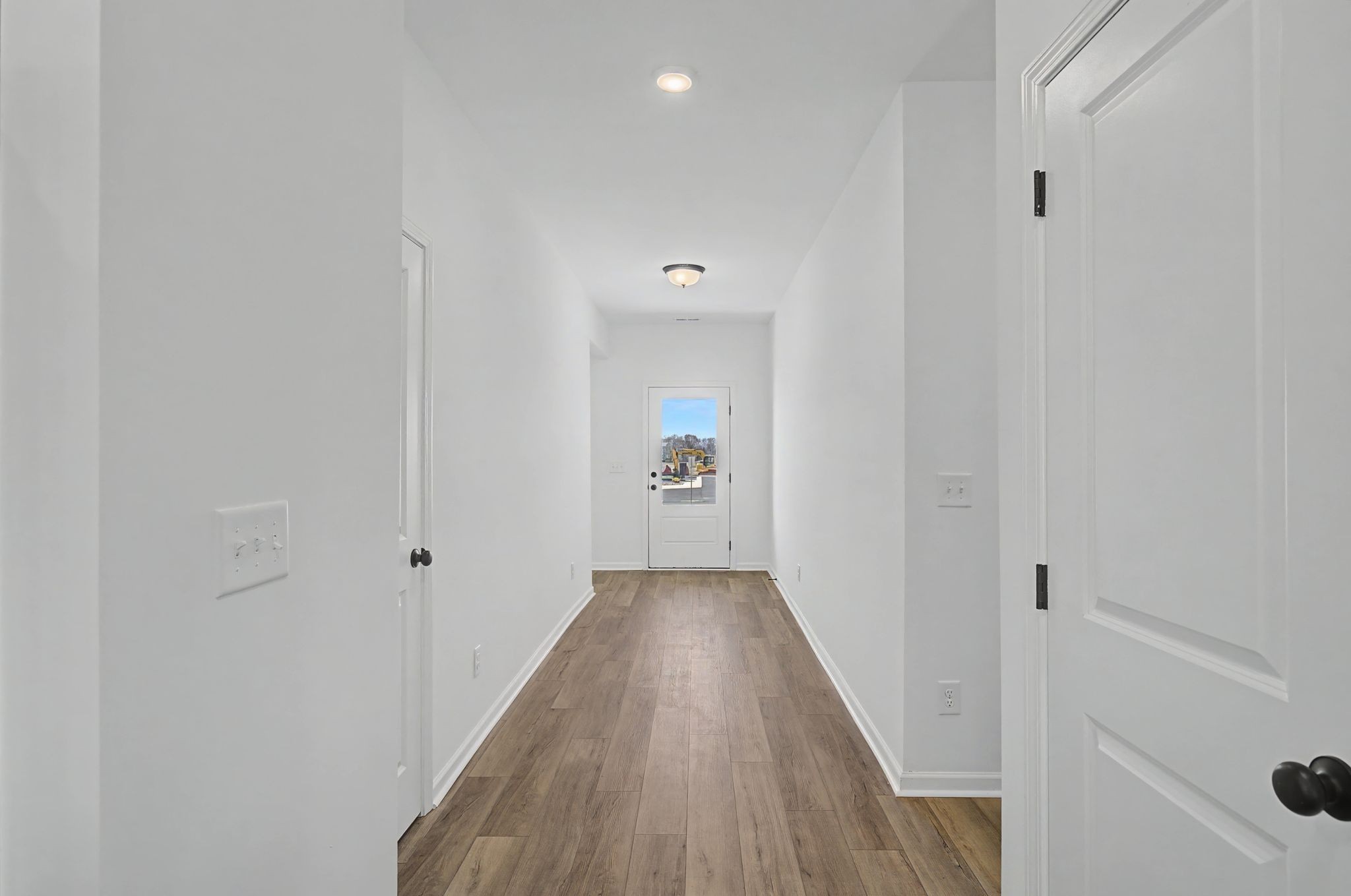 1353 English Oak Dr