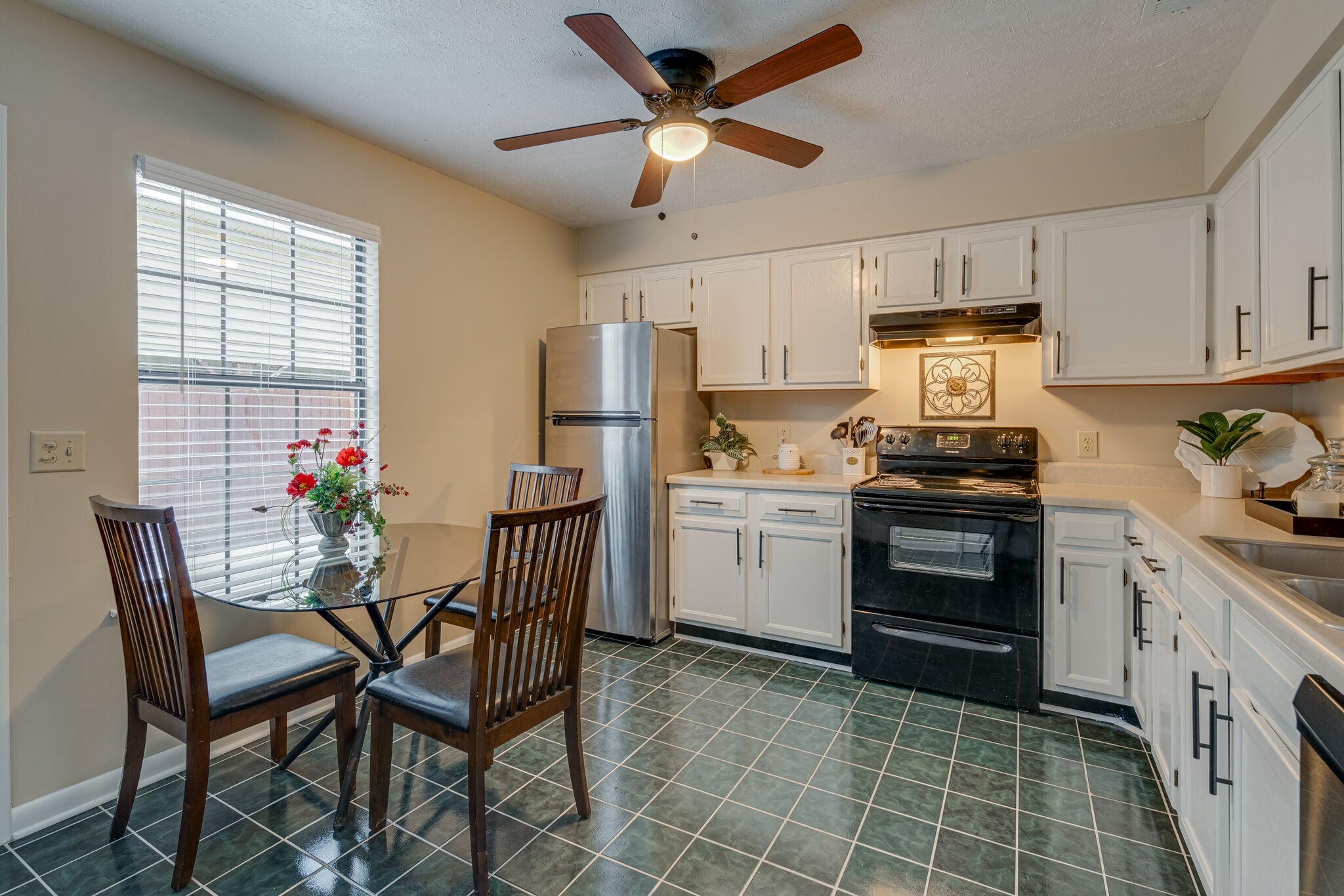 2-bed listing at 134 Heritage Trace Dr, Madison