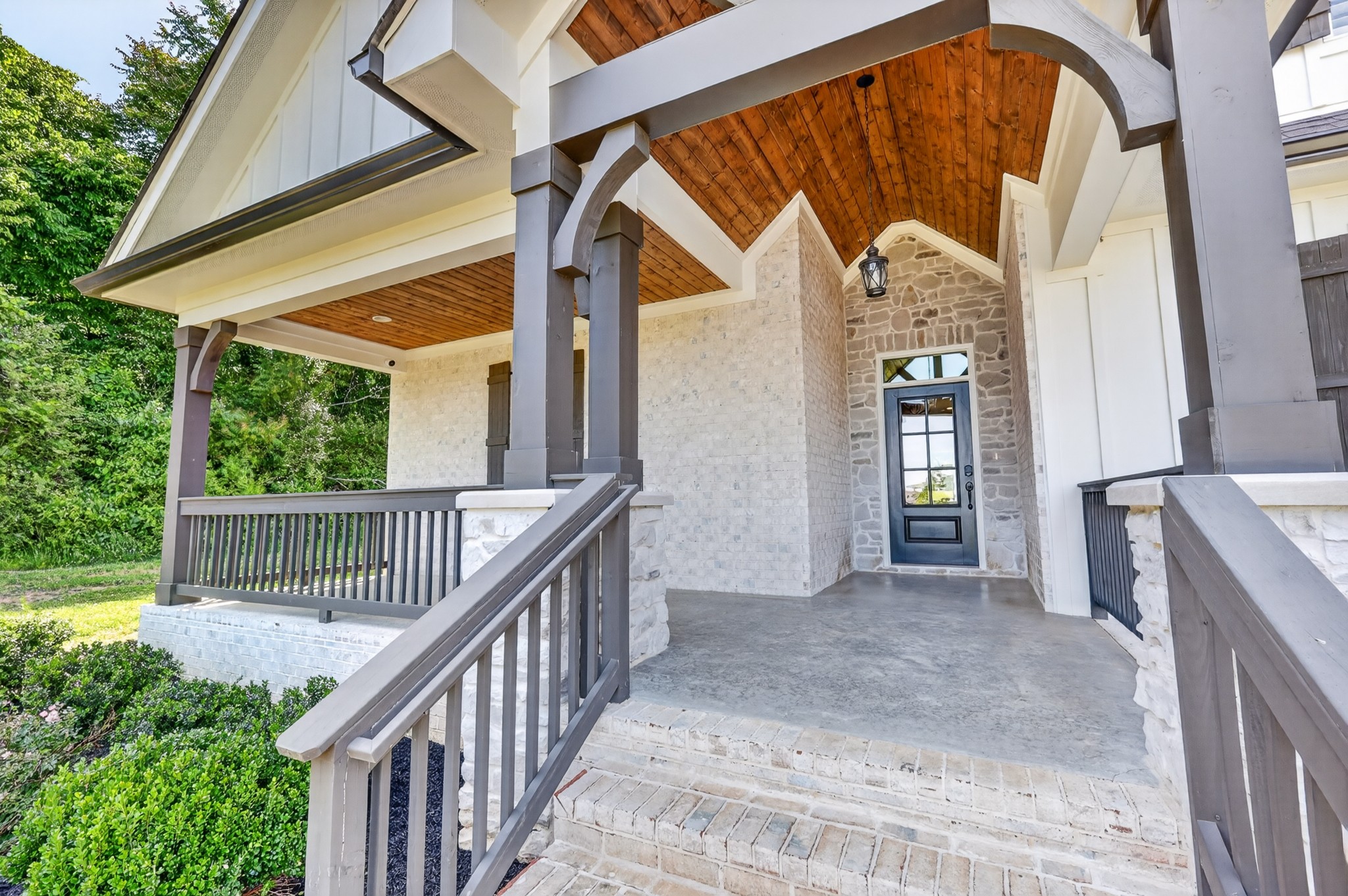 1176 Iron Bridge Rd