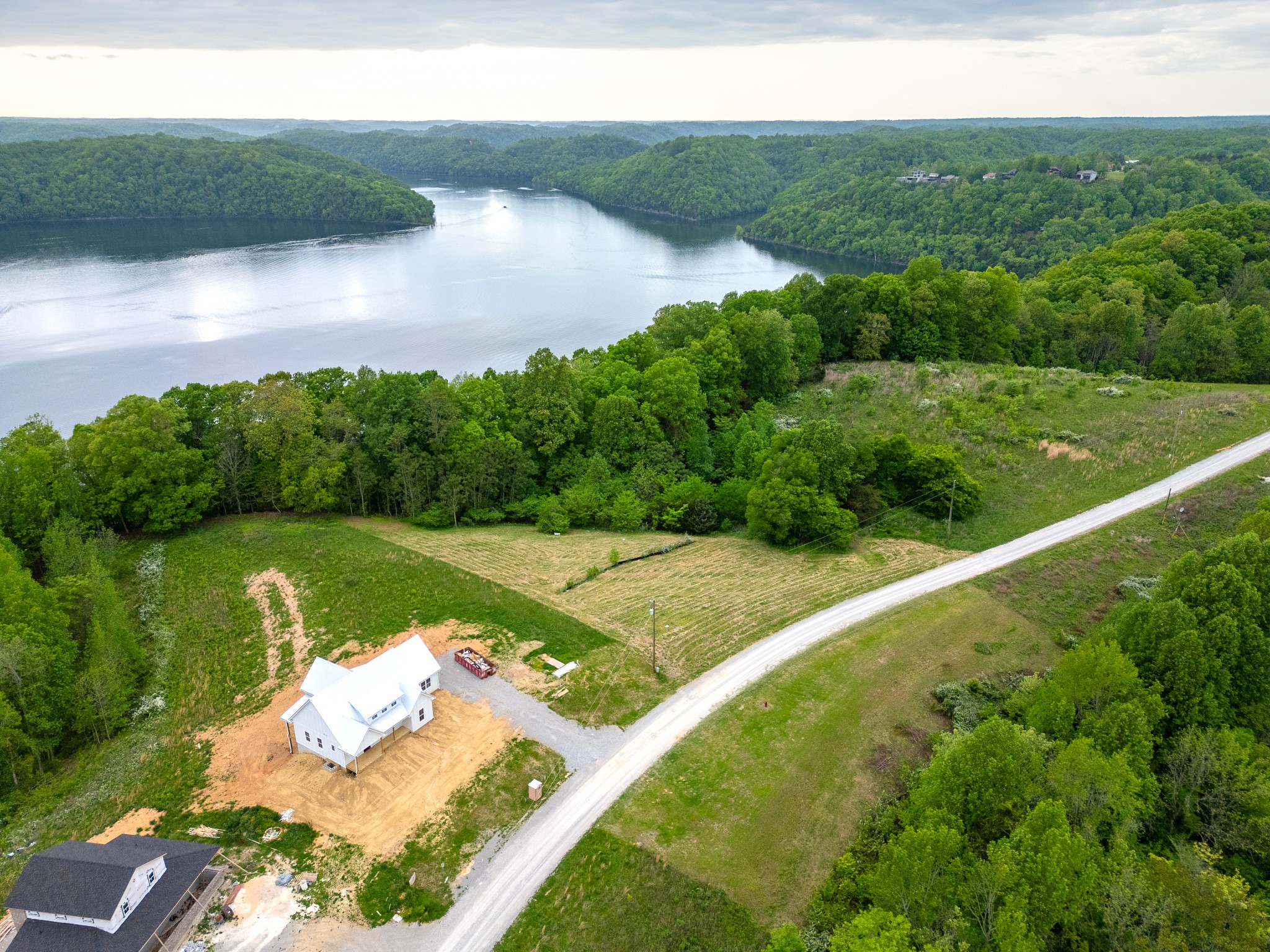 0 Lake Bluff Red