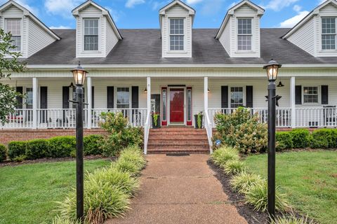 2712 Long Hollow Pike Hendersonville TN 37075