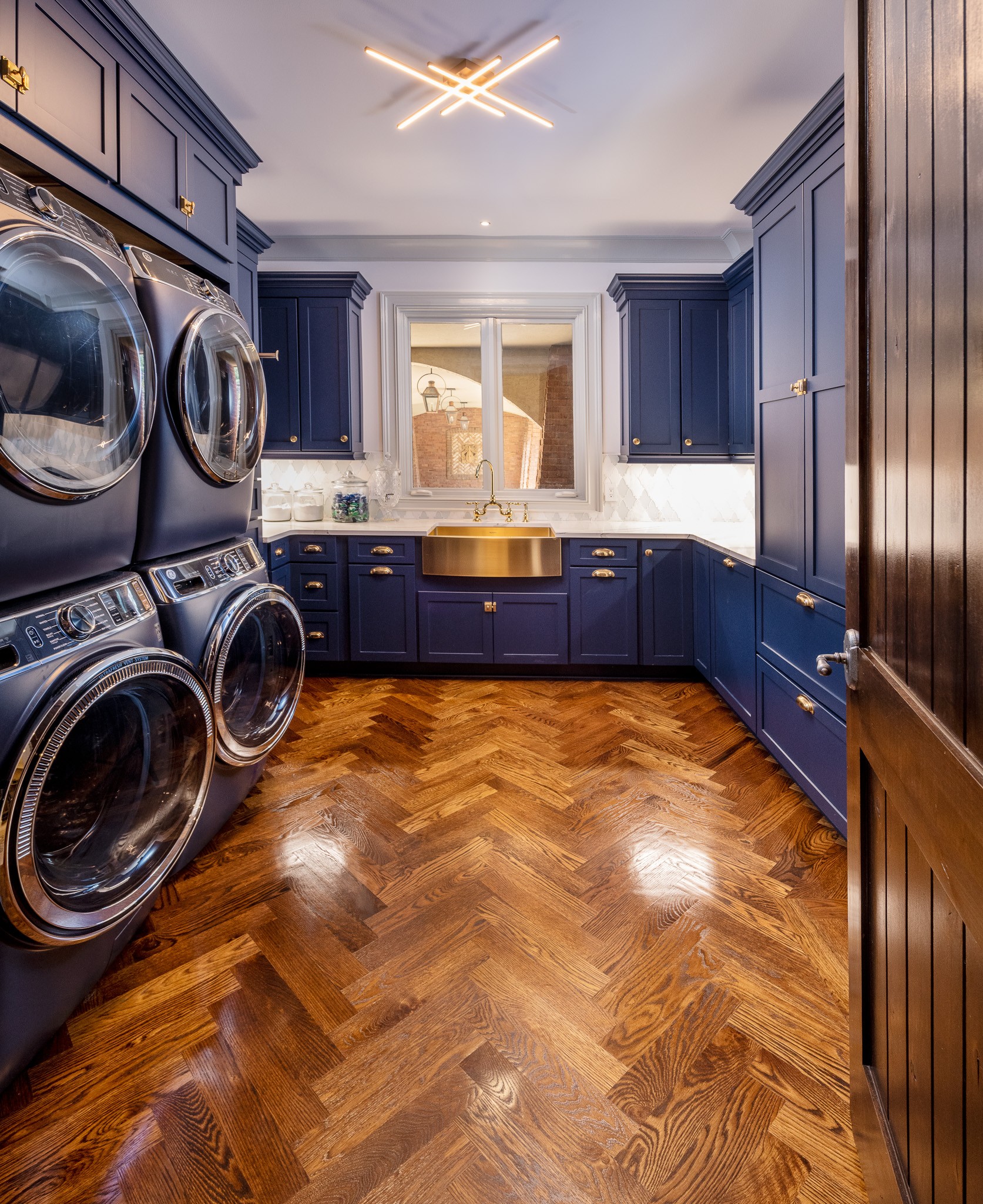 1224 Waterstone Blvd