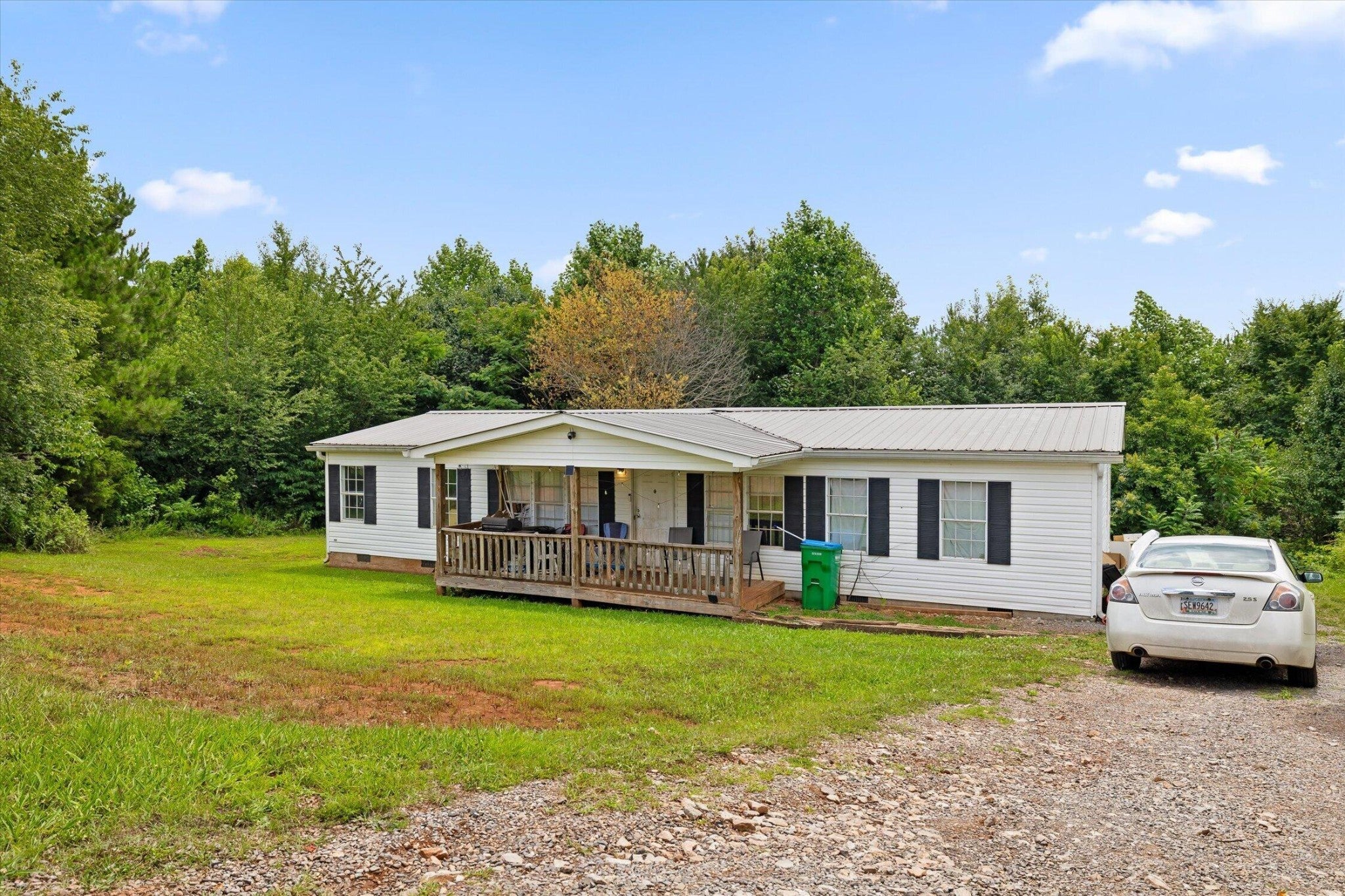 628 Crystal View Court