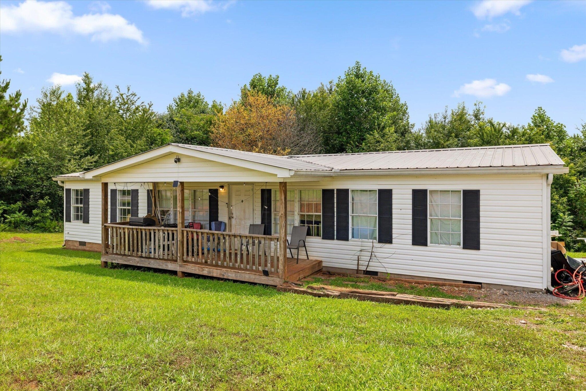628 Crystal View Court