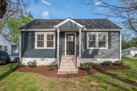 Photo of 306 Crossover St, Columbia, TN 38401 (MLS # 3168189)