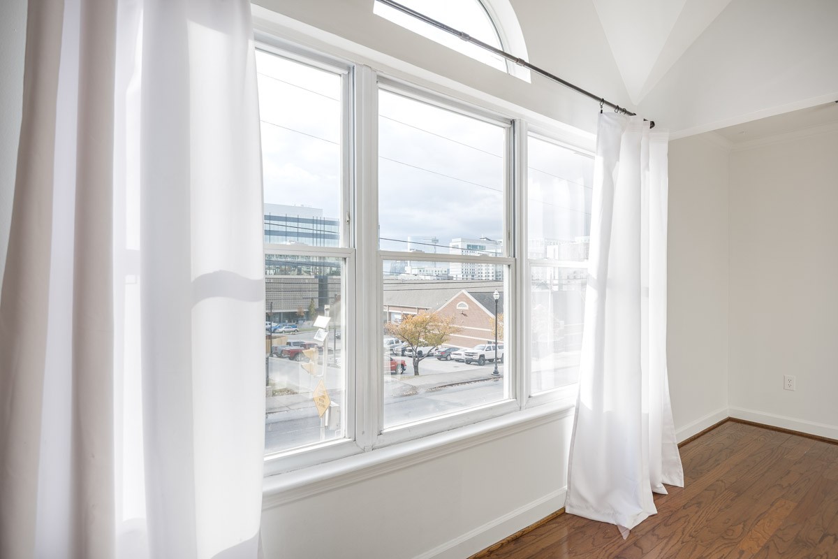 654 President Ronald Reagan Way