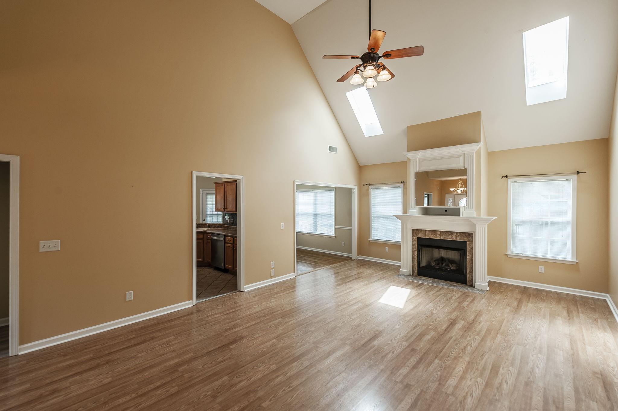 2623 Mission Ridge Dr