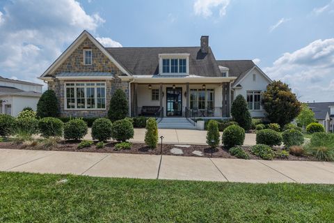 7368 Harlow Dr College Grove TN 37046