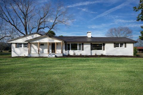2194 Hampshire Pike Columbia TN 38401