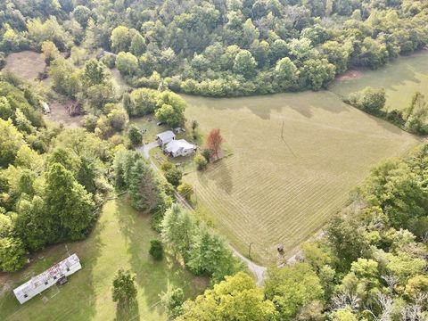 1634 Gilley Hill Rd Bradyville TN 37026