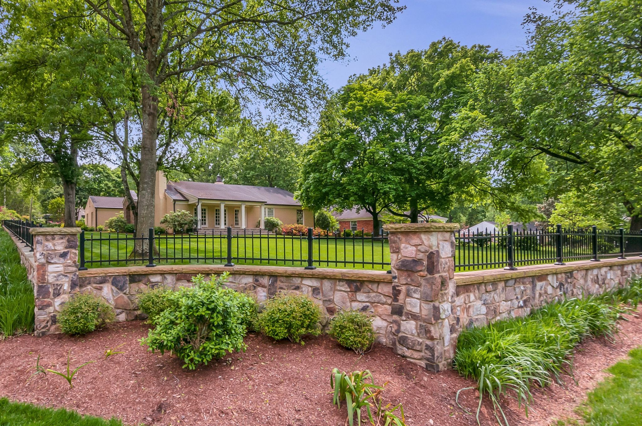 601 Timber Ln