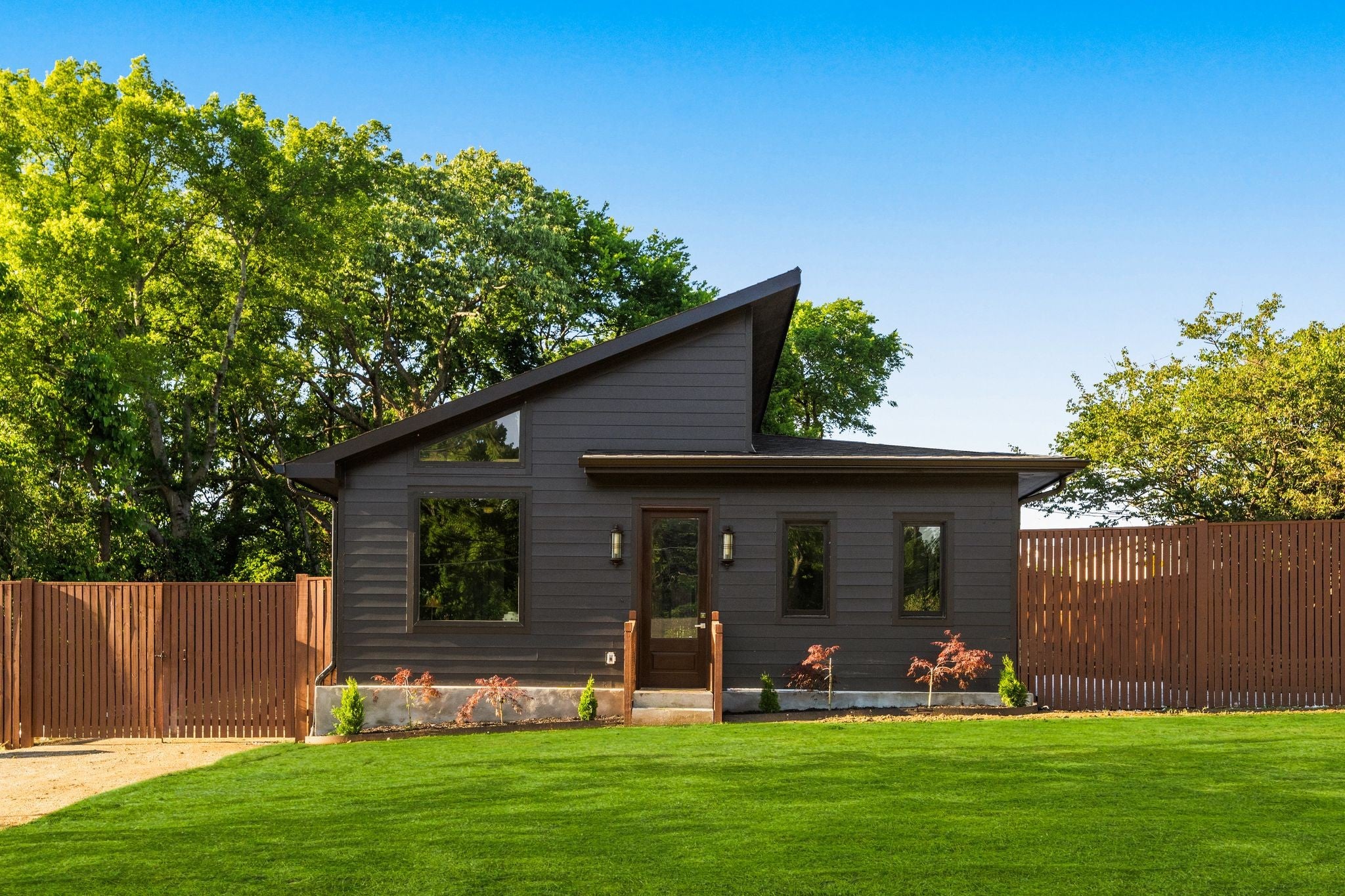 4-bed listing at 543 Norton Ave, Nashville