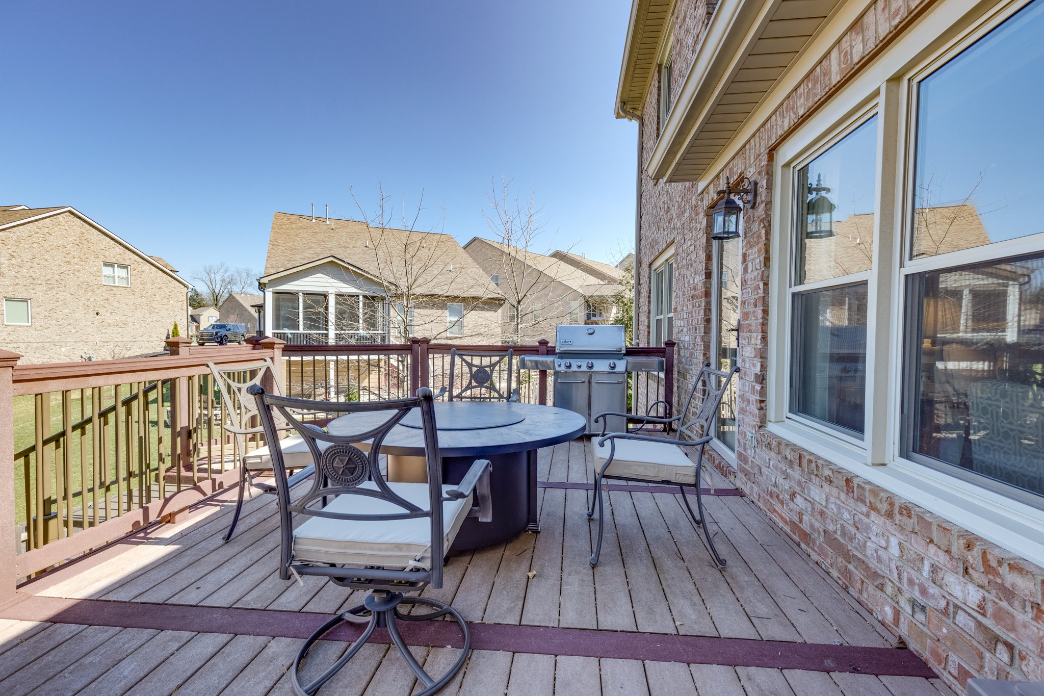 609 Rivercrest Way