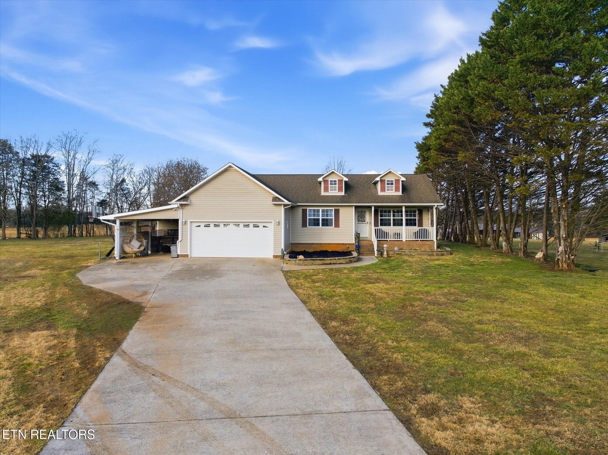 220 Autumn Lane