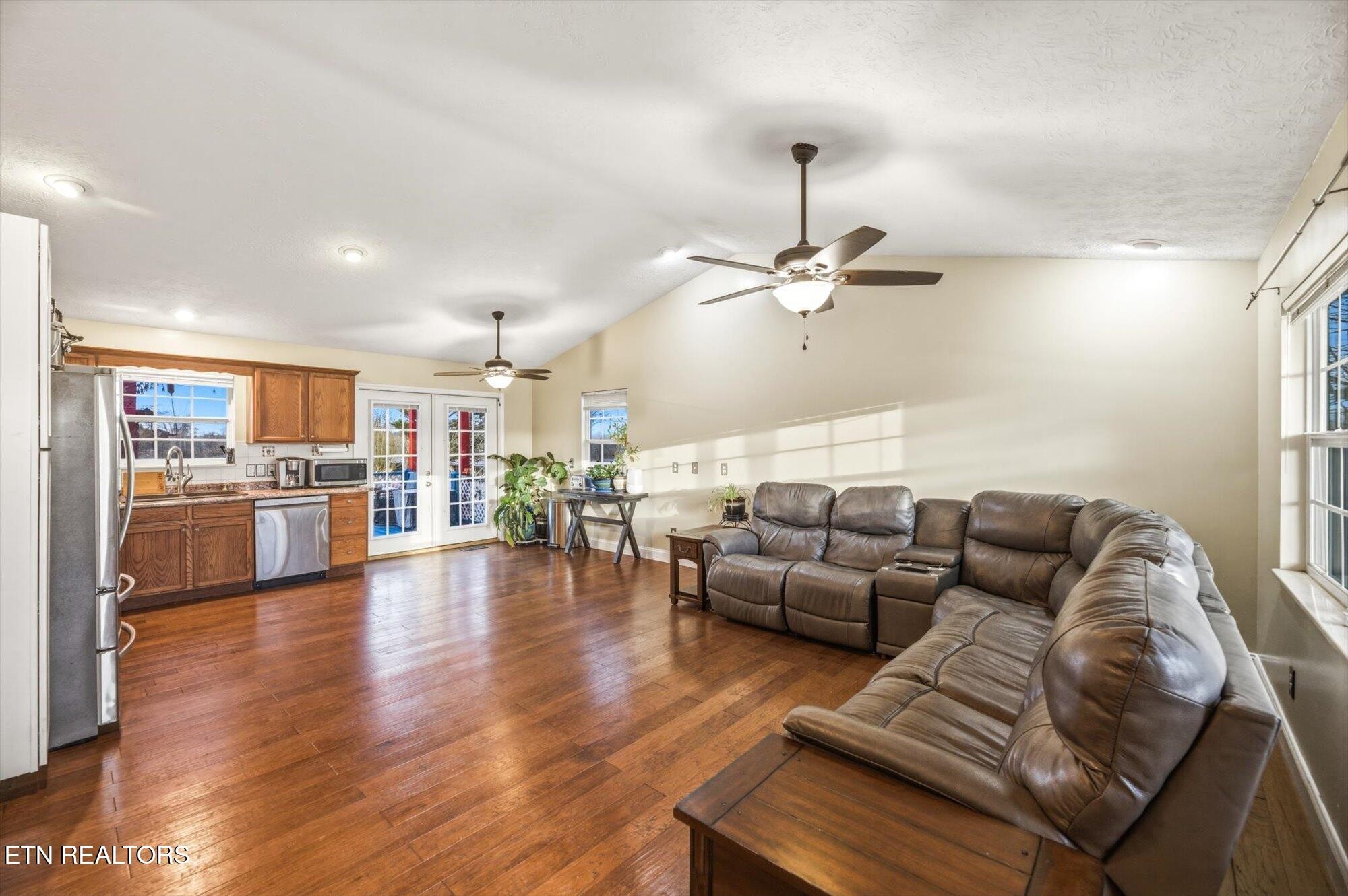 220 Autumn Lane