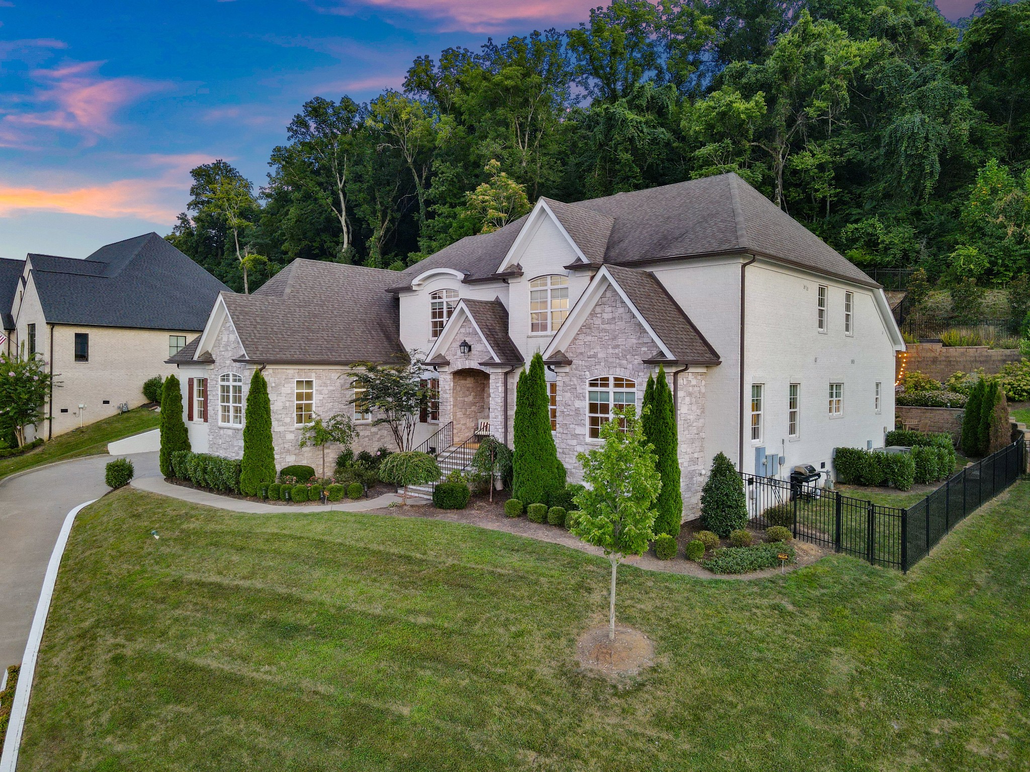 1023 Stockett Dr