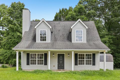 147 Coach Dr White Bluff TN 37187