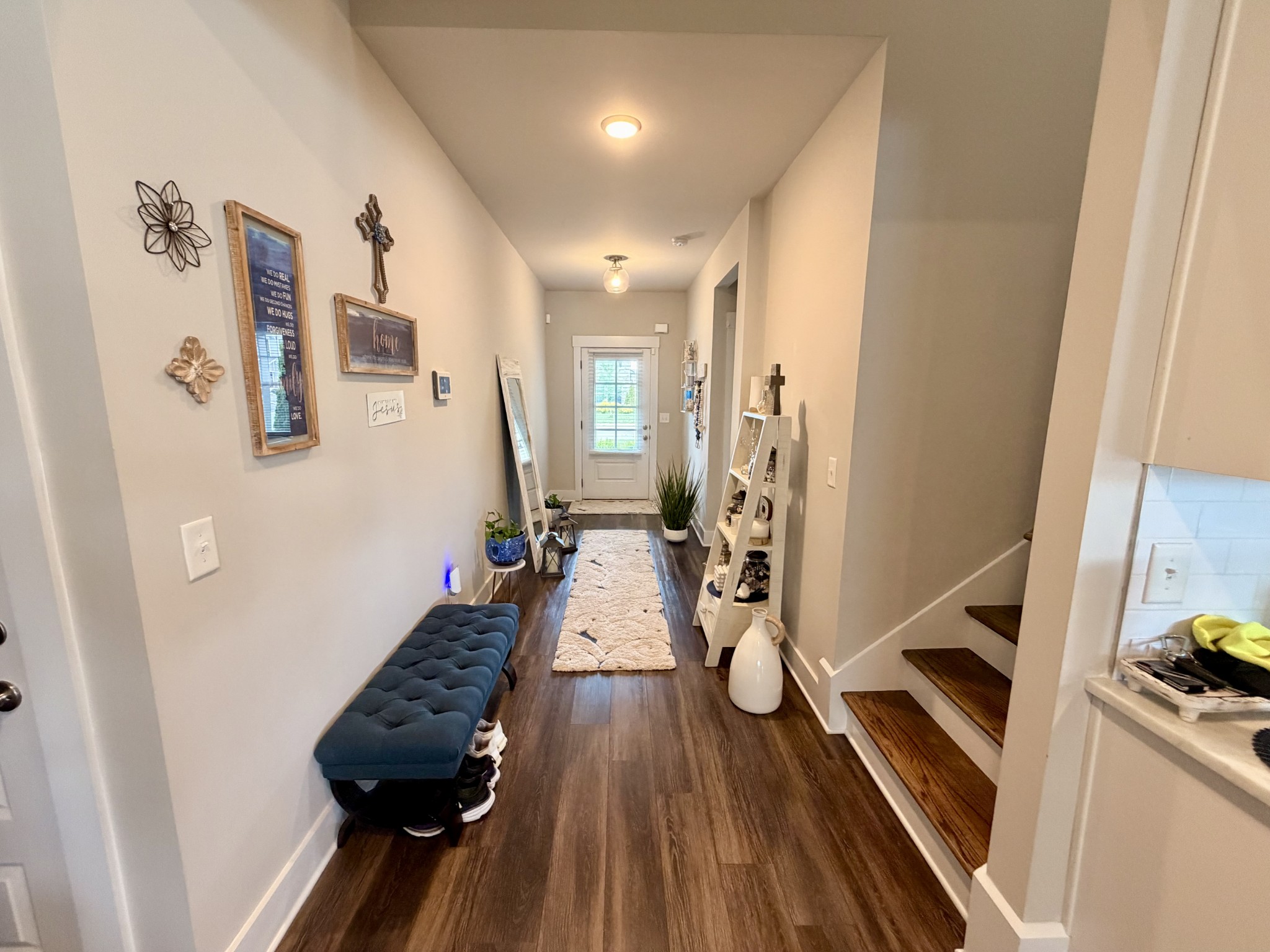 213 Snapdragon Dr