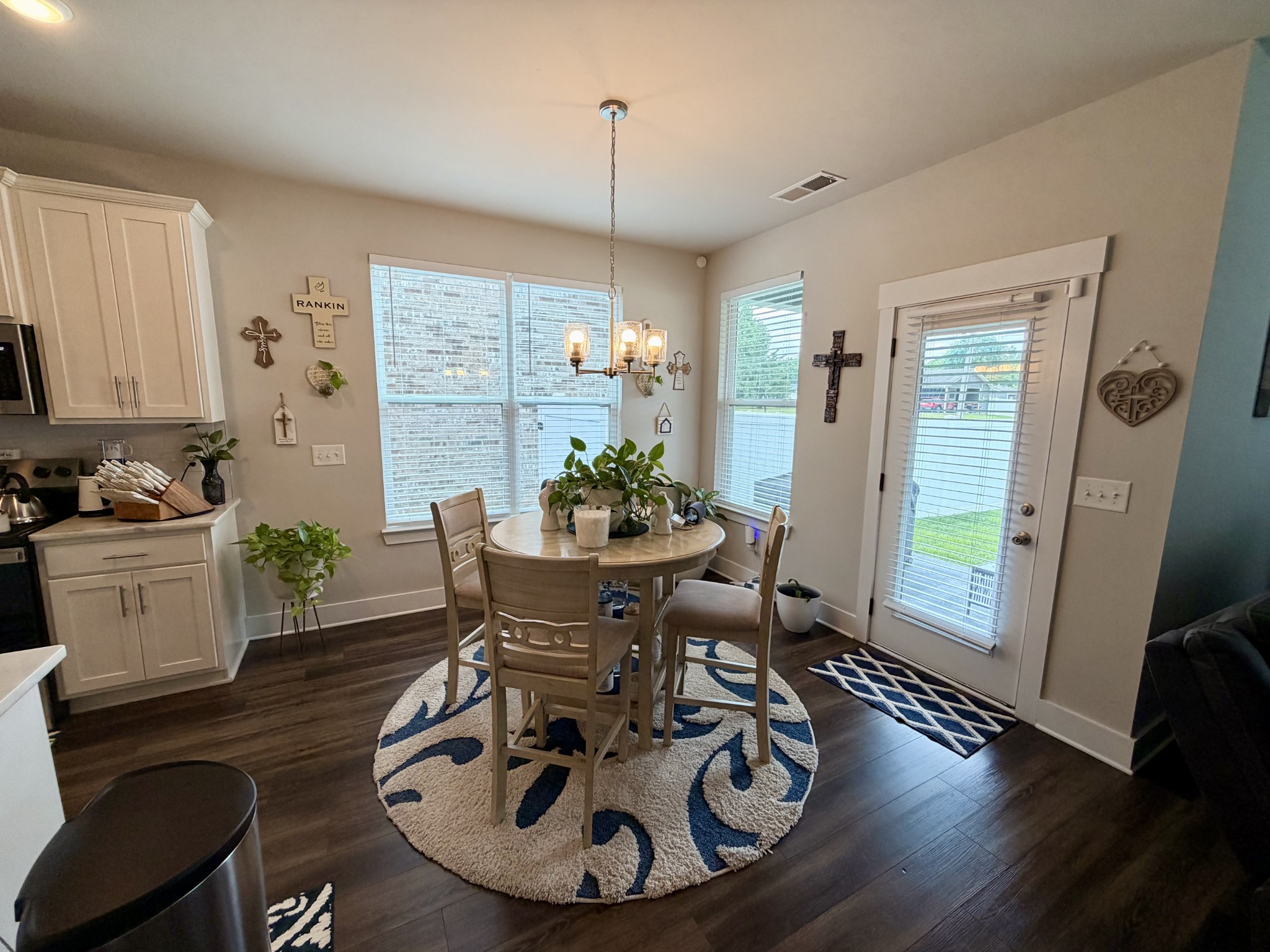 213 Snapdragon Dr