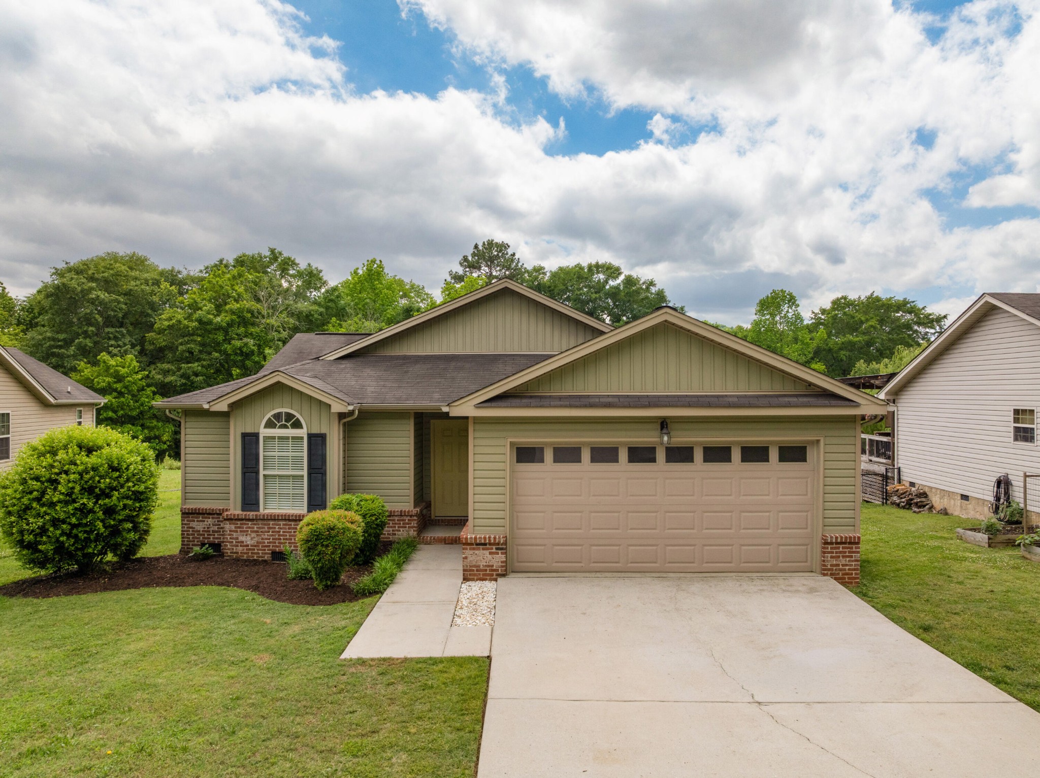2774 Forest Road