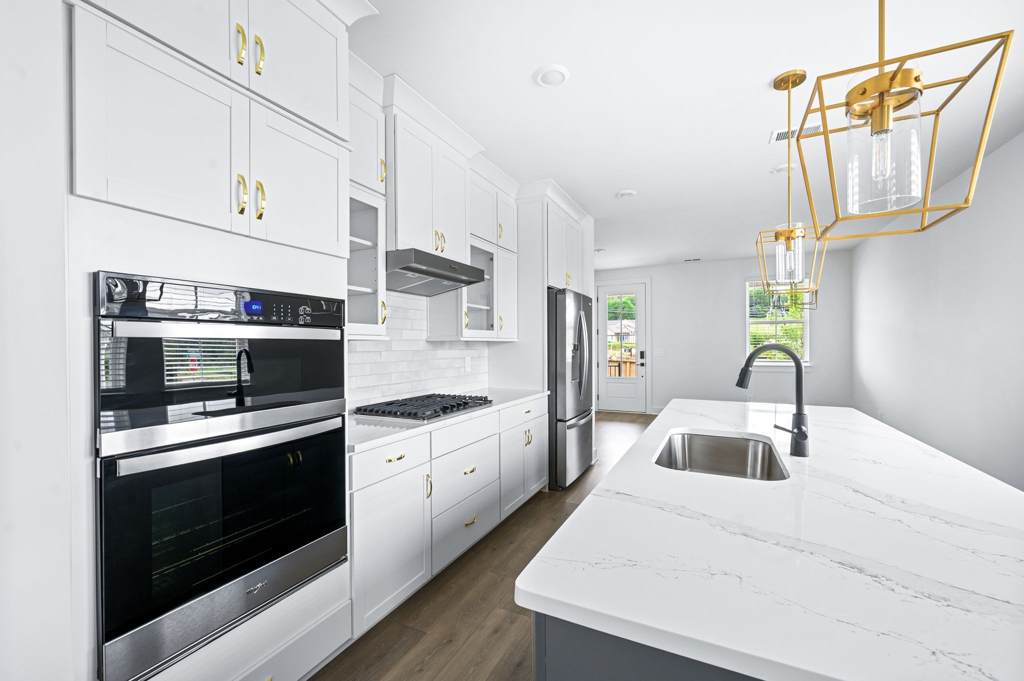 Franklin, Tennessee 37067, United States, 4 Bedrooms Bedrooms, ,4 BathroomsBathrooms,Residential,Pending,143582