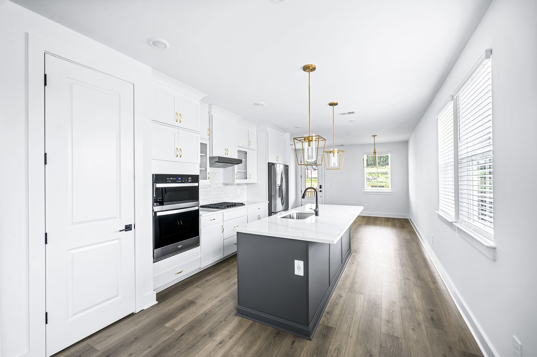 Franklin, Tennessee 37067, United States, 4 Bedrooms Bedrooms, ,4 BathroomsBathrooms,Residential,Pending,143582