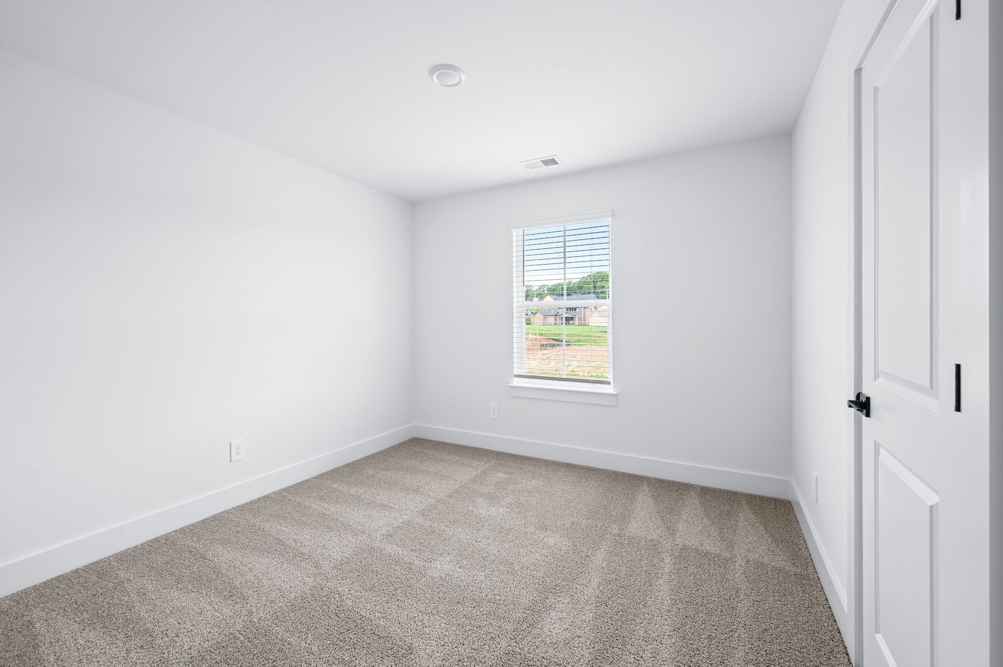 Franklin, Tennessee 37067, United States, 4 Bedrooms Bedrooms, ,4 BathroomsBathrooms,Residential,Pending,143582