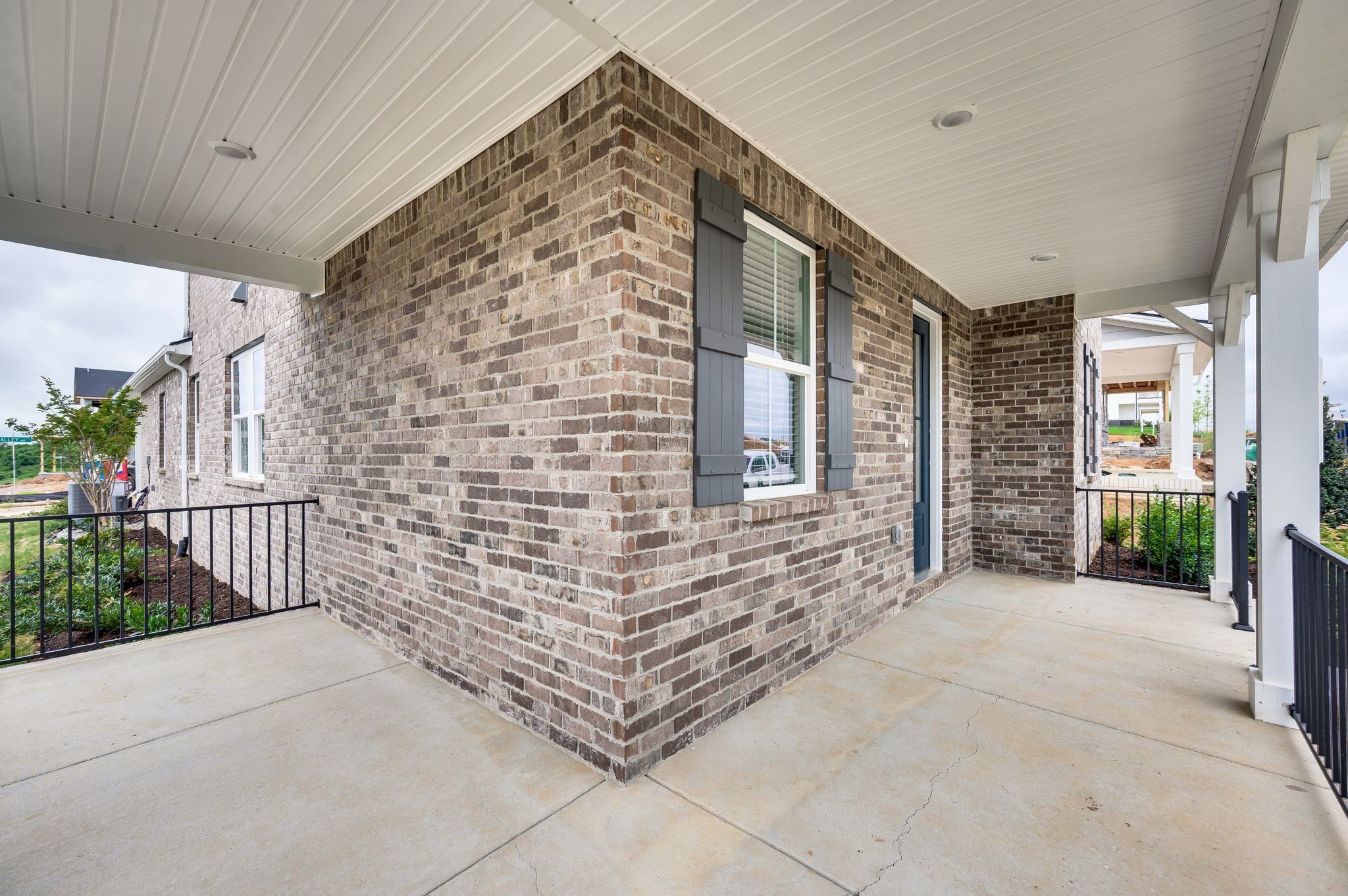 Franklin, Tennessee 37067, United States, 4 Bedrooms Bedrooms, ,4 BathroomsBathrooms,Residential,Pending,143582