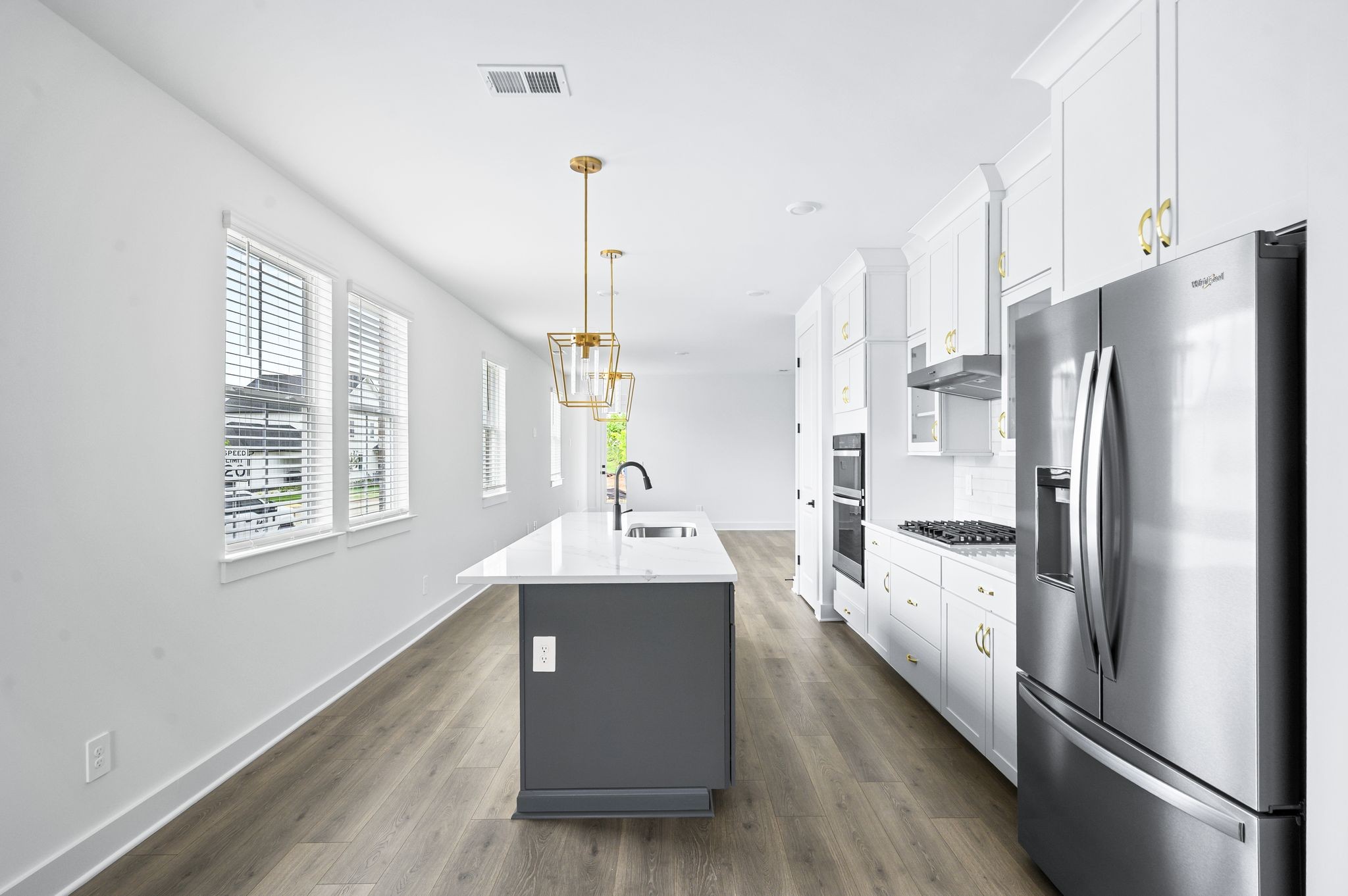 Franklin, Tennessee 37067, United States, 4 Bedrooms Bedrooms, ,4 BathroomsBathrooms,Residential,Pending,143582