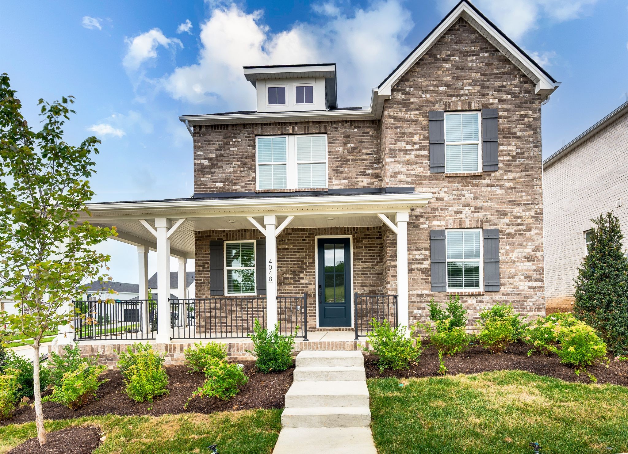 Franklin, Tennessee 37067, United States, 4 Bedrooms Bedrooms, ,4 BathroomsBathrooms,Residential,Pending,143582