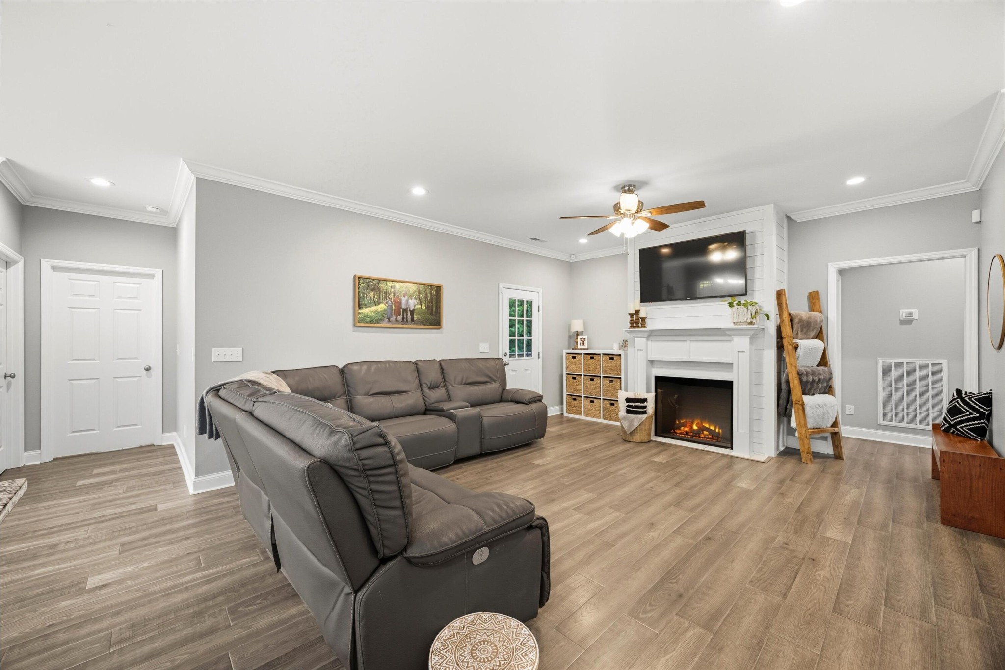 60 Red Oak Ridge Drive