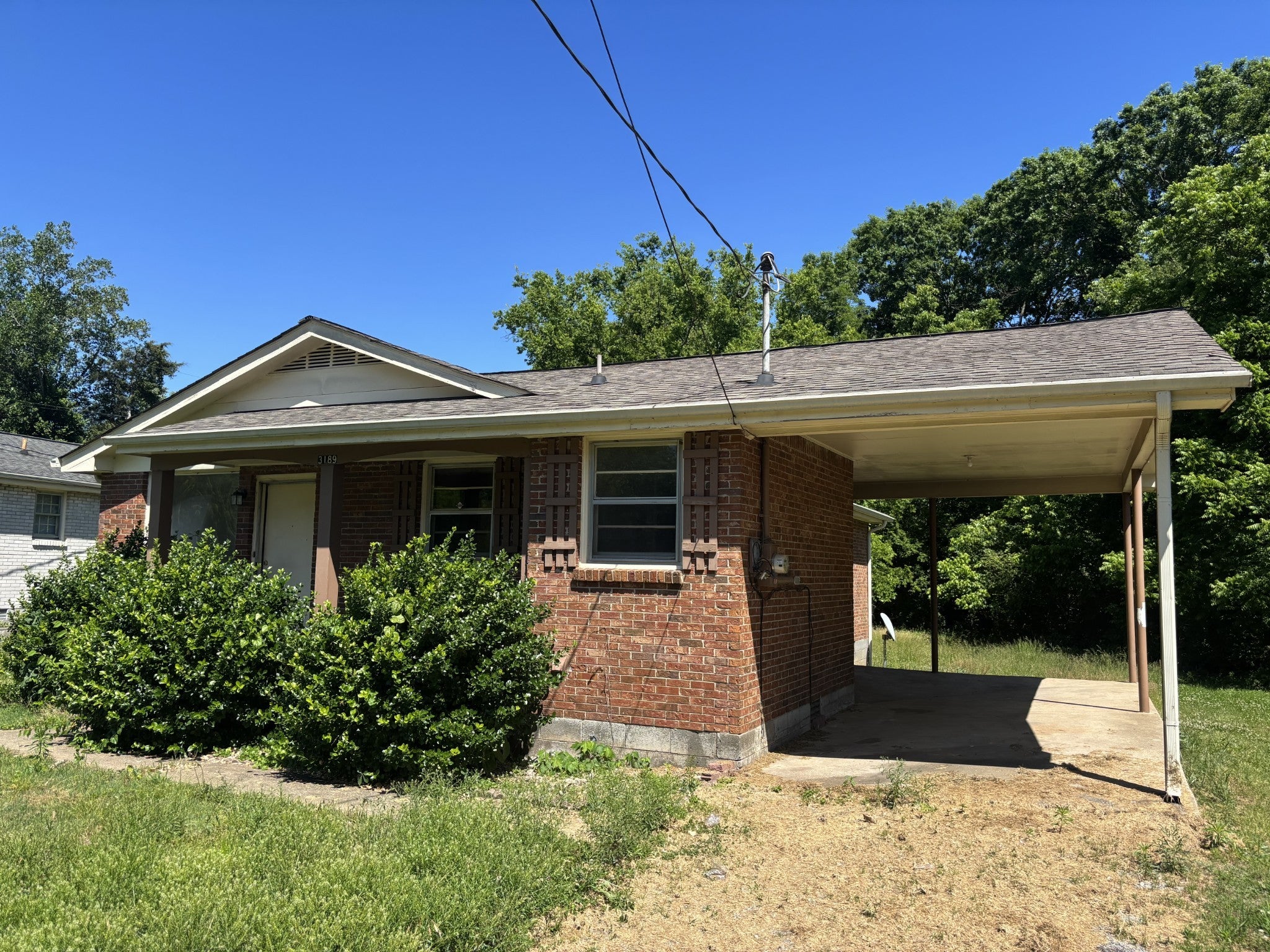 3-bed listing at 3189 Ewingdale Dr, Nashville