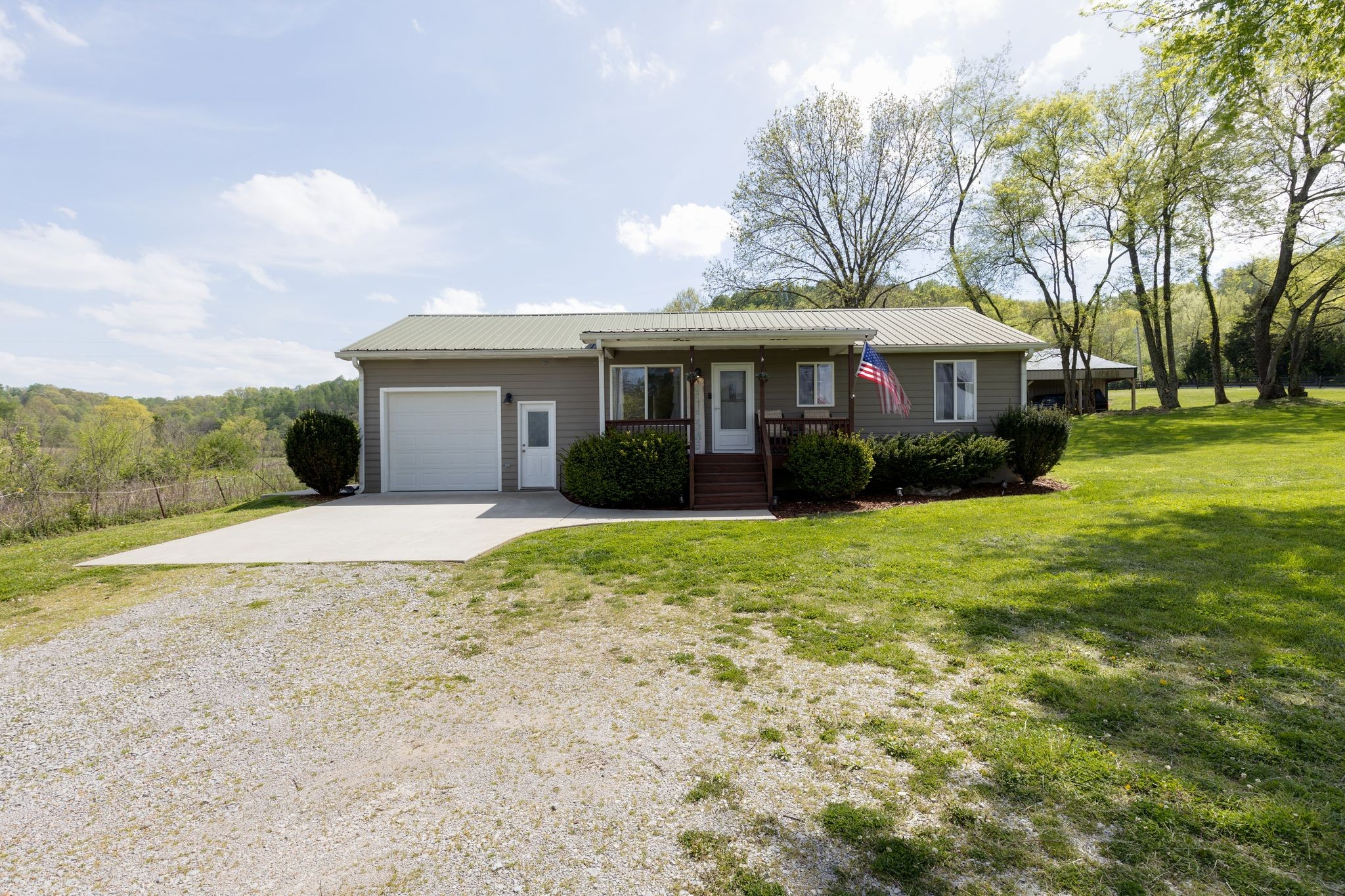 1907 Evergreen Rd