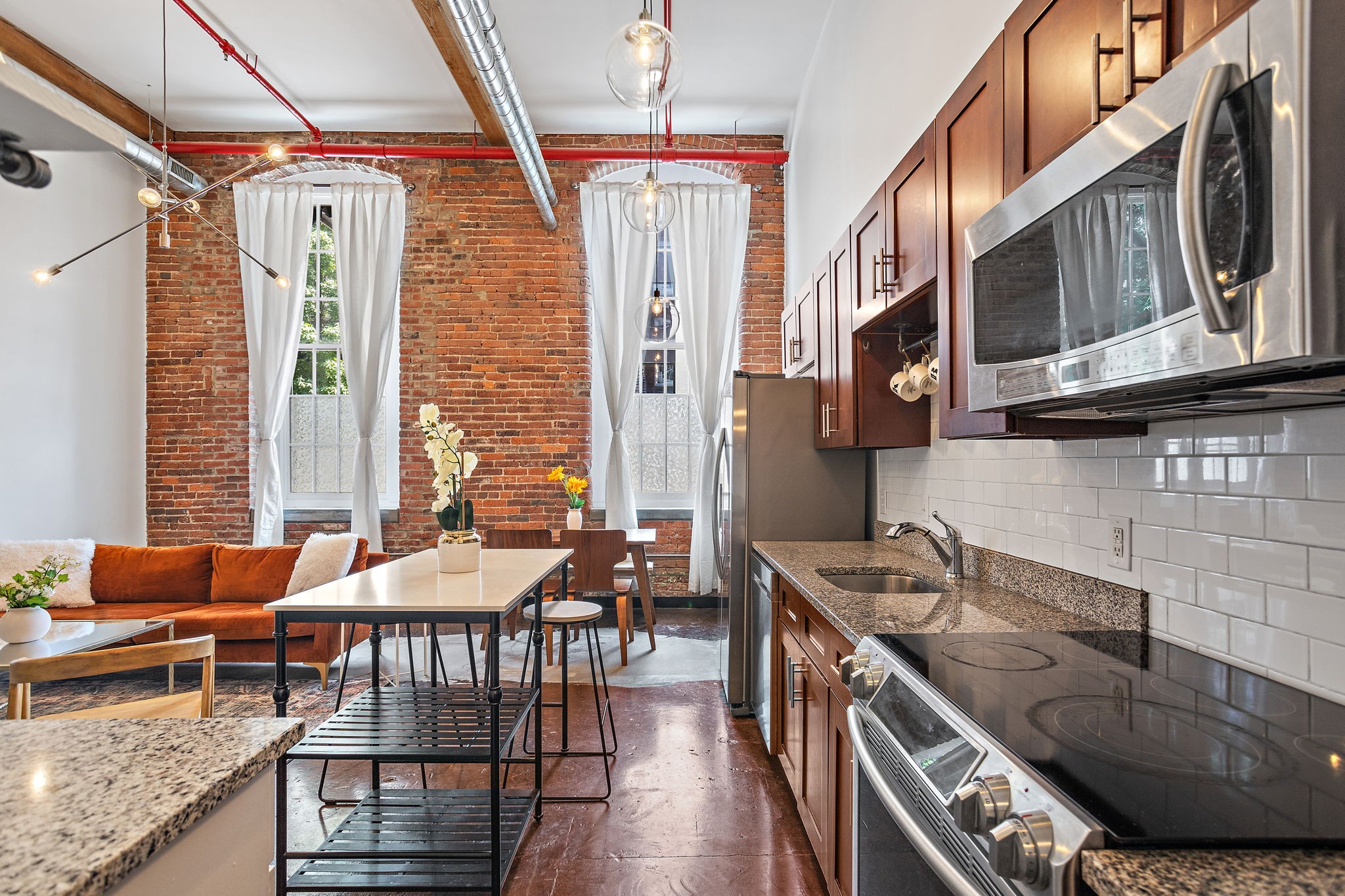 1350 Rosa L Parks Blvd 255