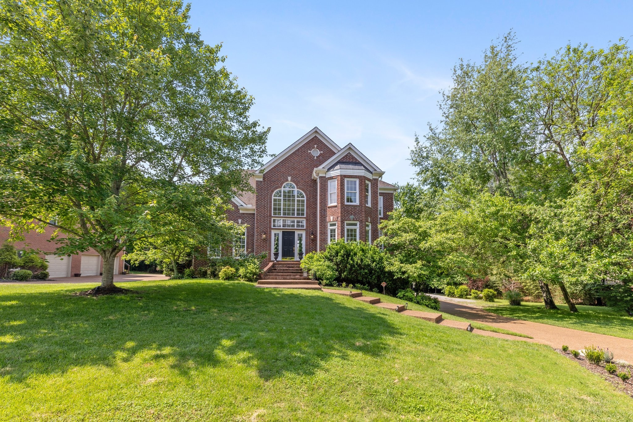 9435 Norwood Dr