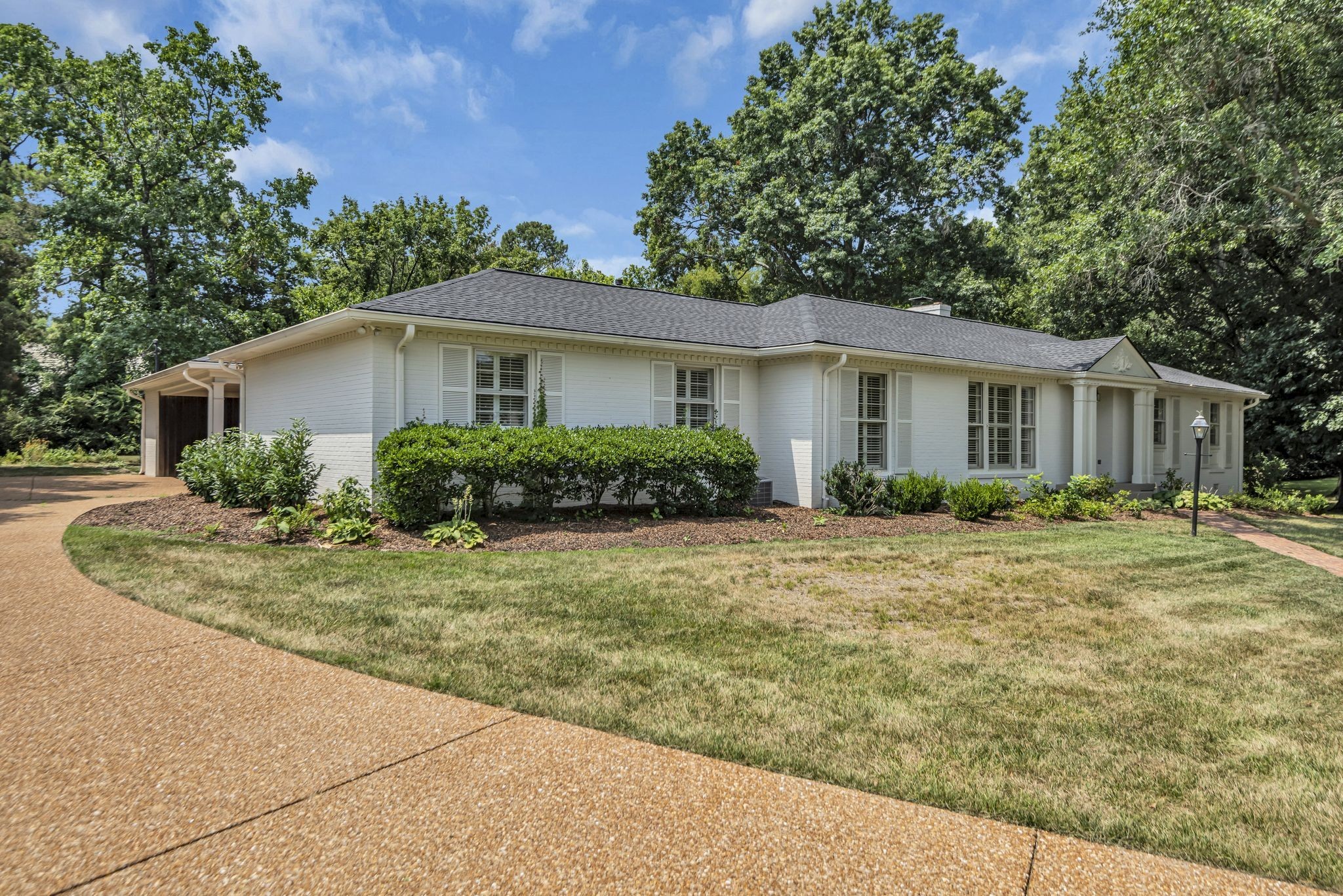 1209 Tyne Blvd