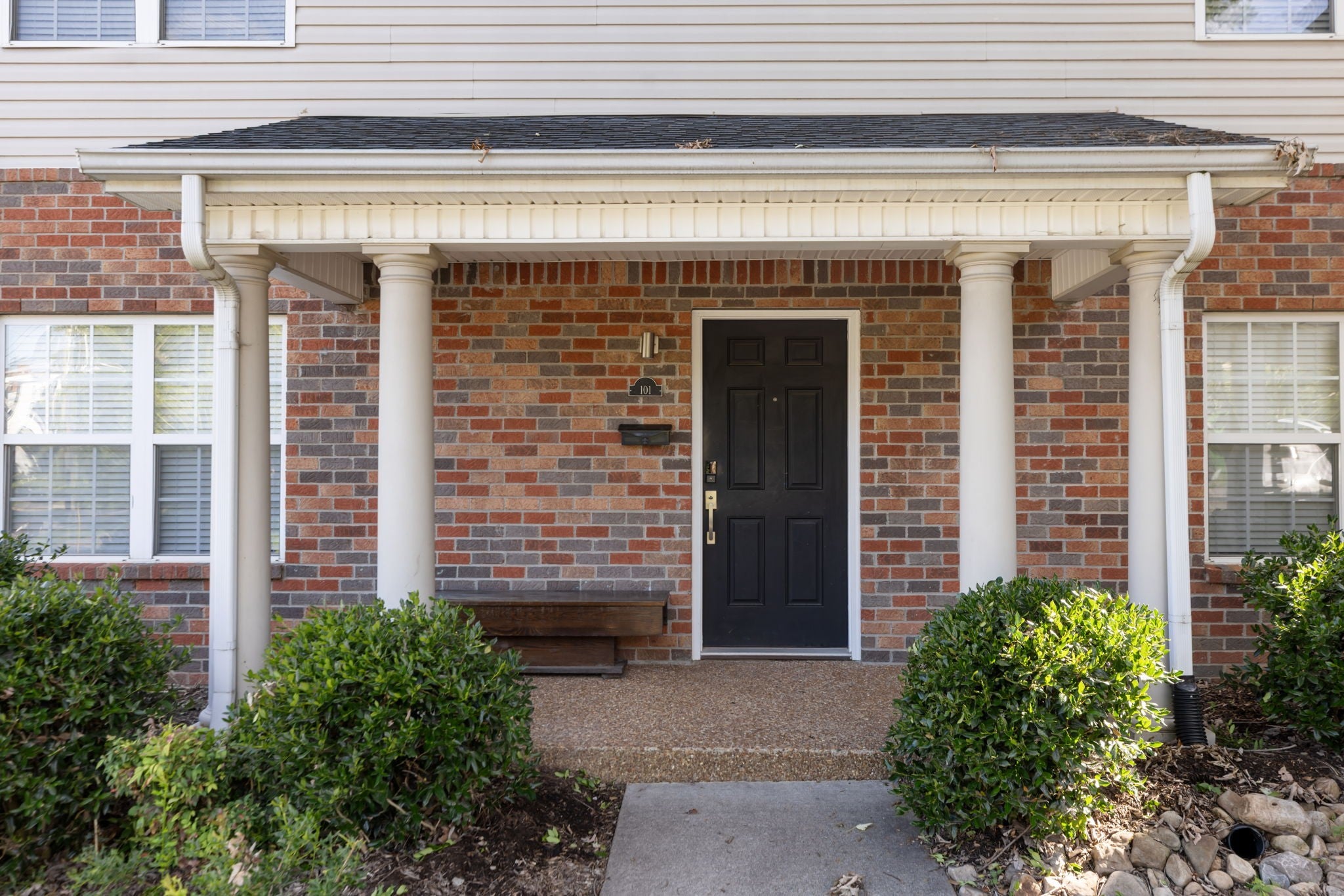 3134 Long Blvd 101