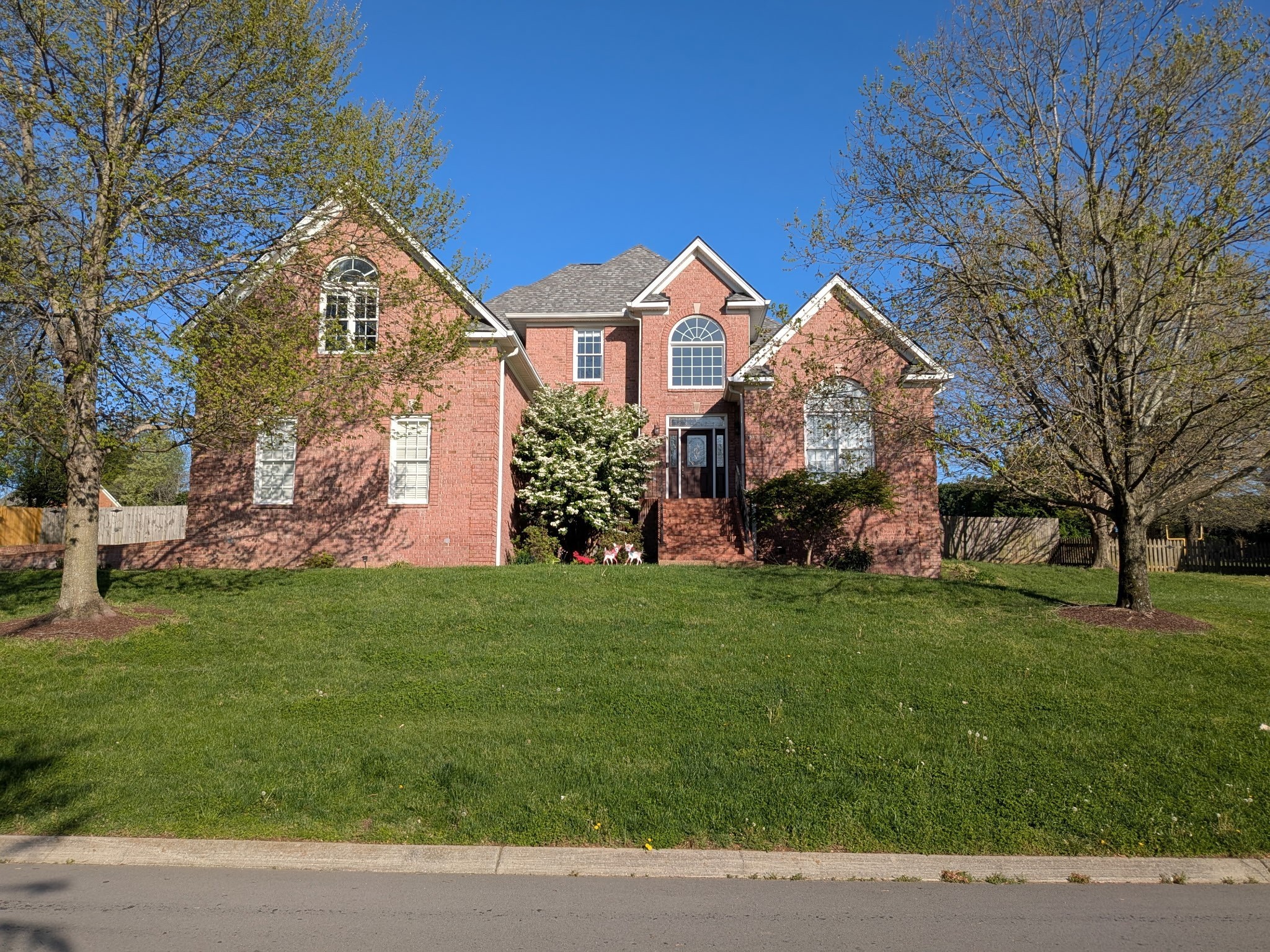 2005 Earl Pearce Cir