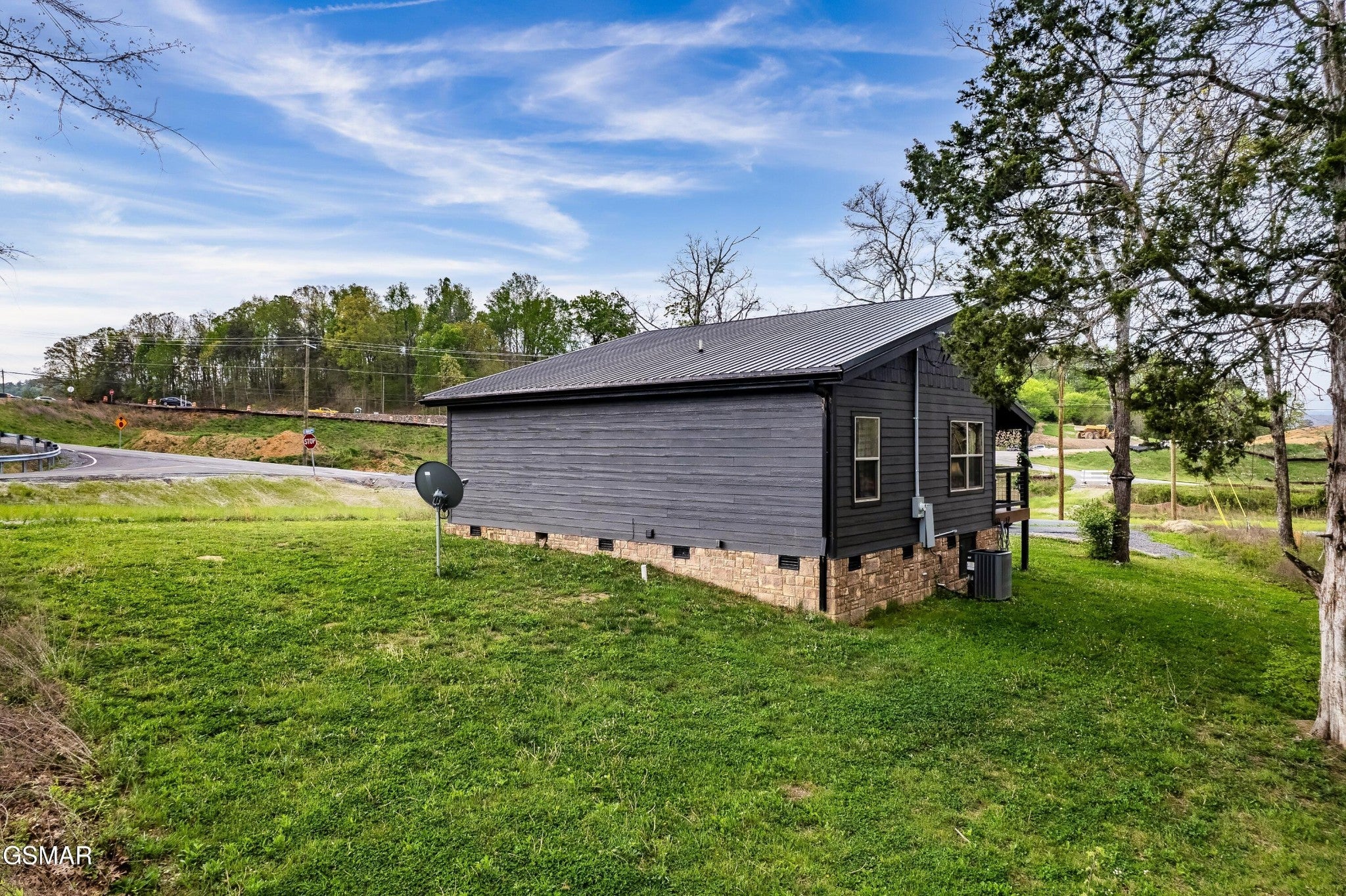 3412 Worth Road