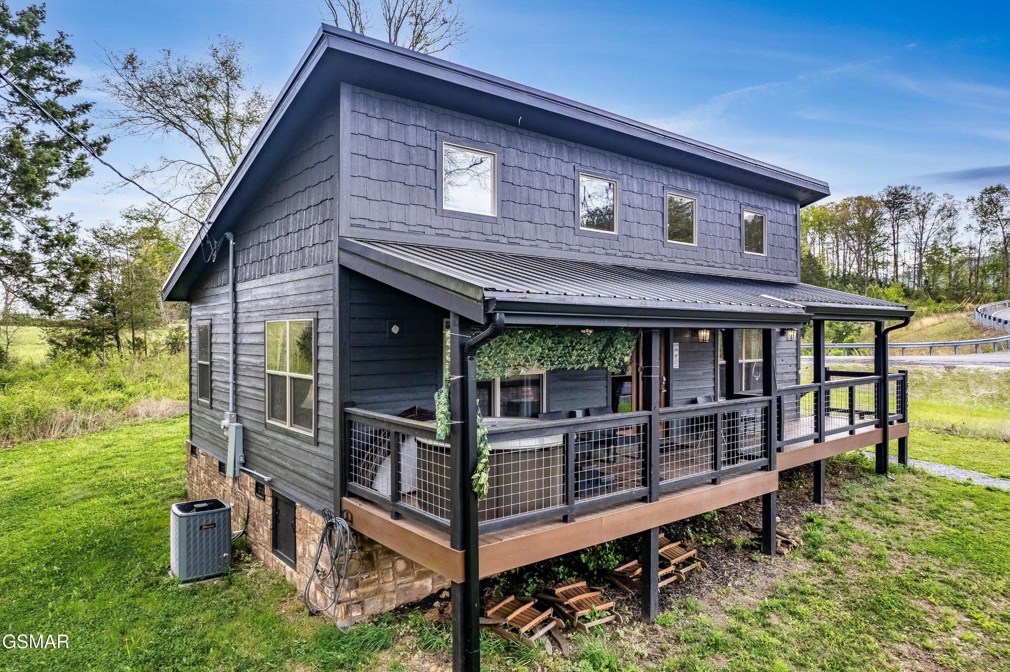 3412 Worth Road