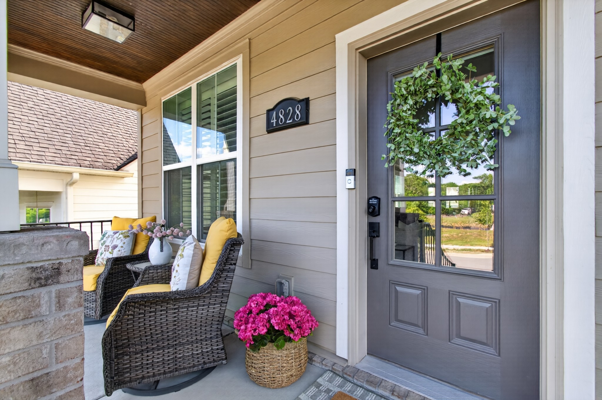 4828 Kintore Dr